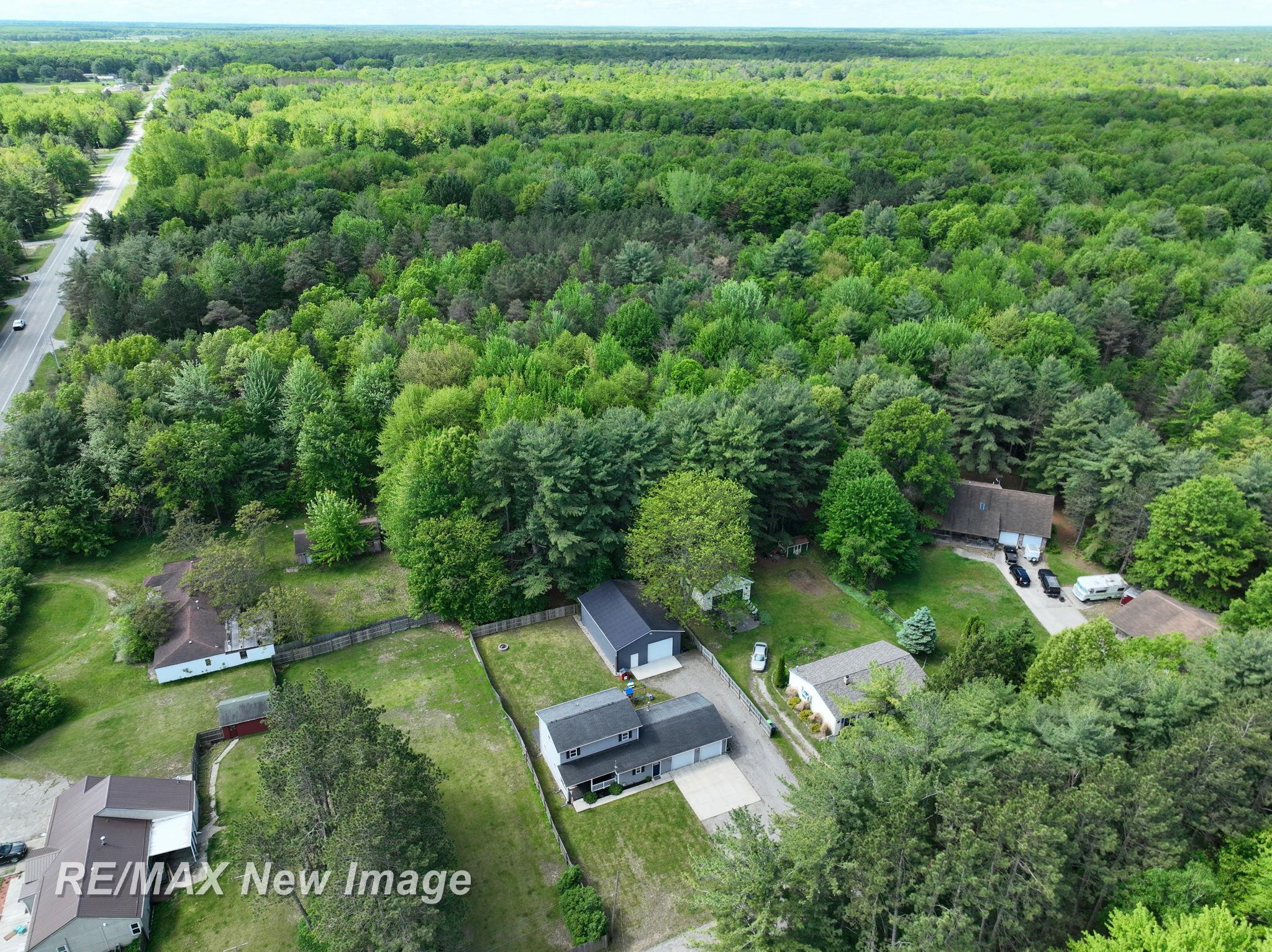 11031 Pine Grove Drive, Saginaw, MI 48609 — Photo 12