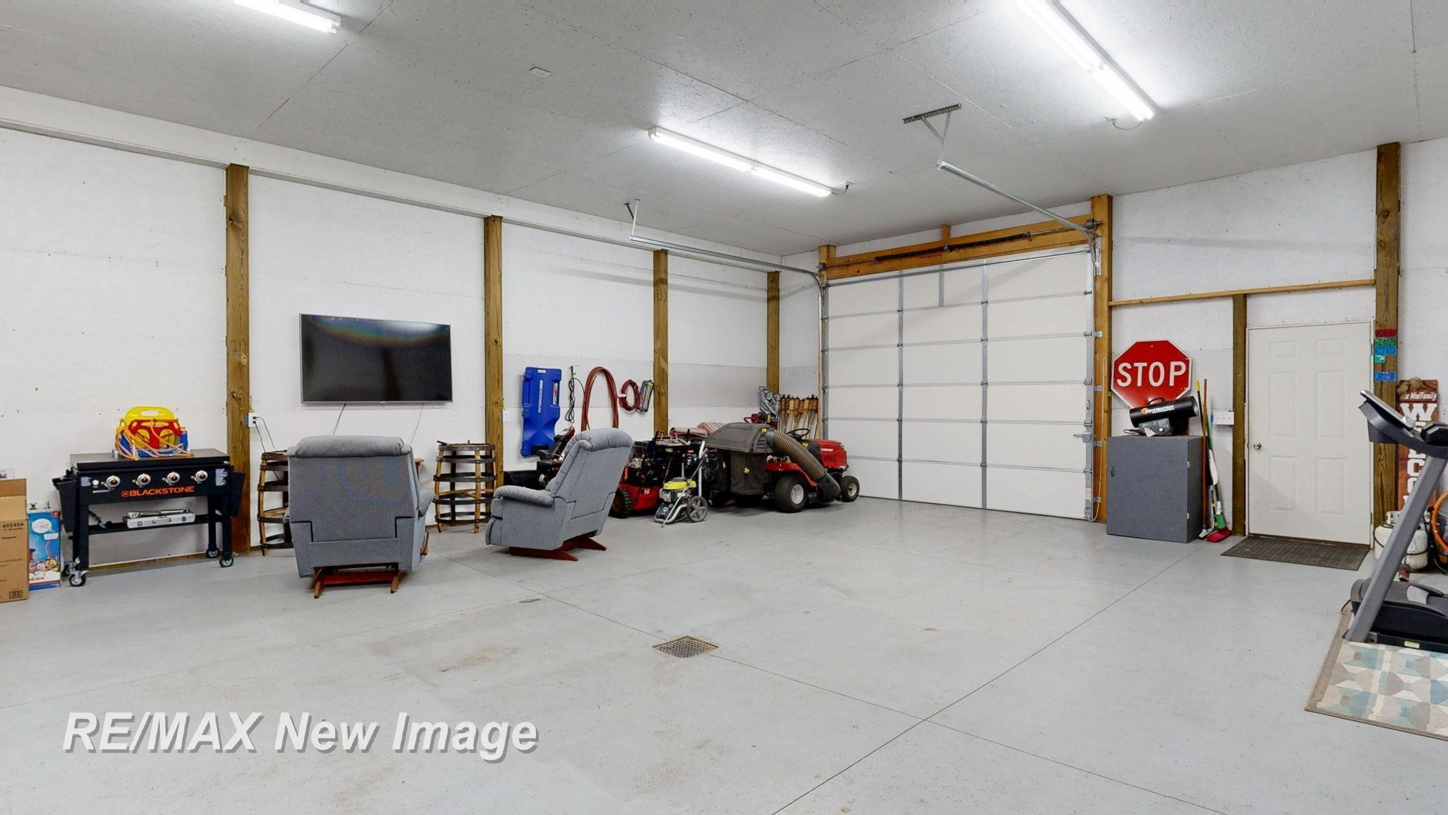 11031 Pine Grove Drive, Saginaw, MI 48609 — Photo 38