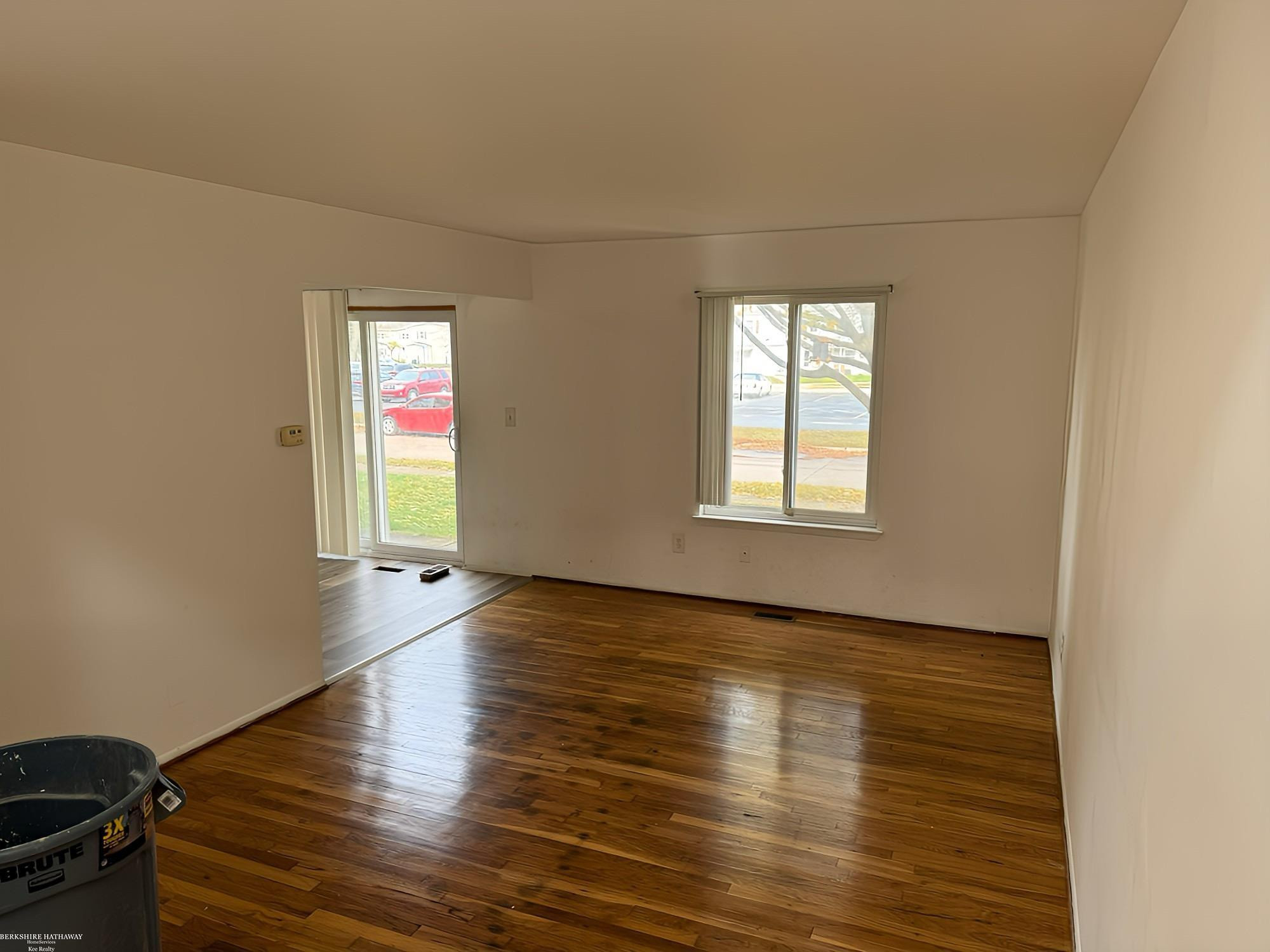 8602 Kaltz Street, Center Line, MI 48015 — Photo 5