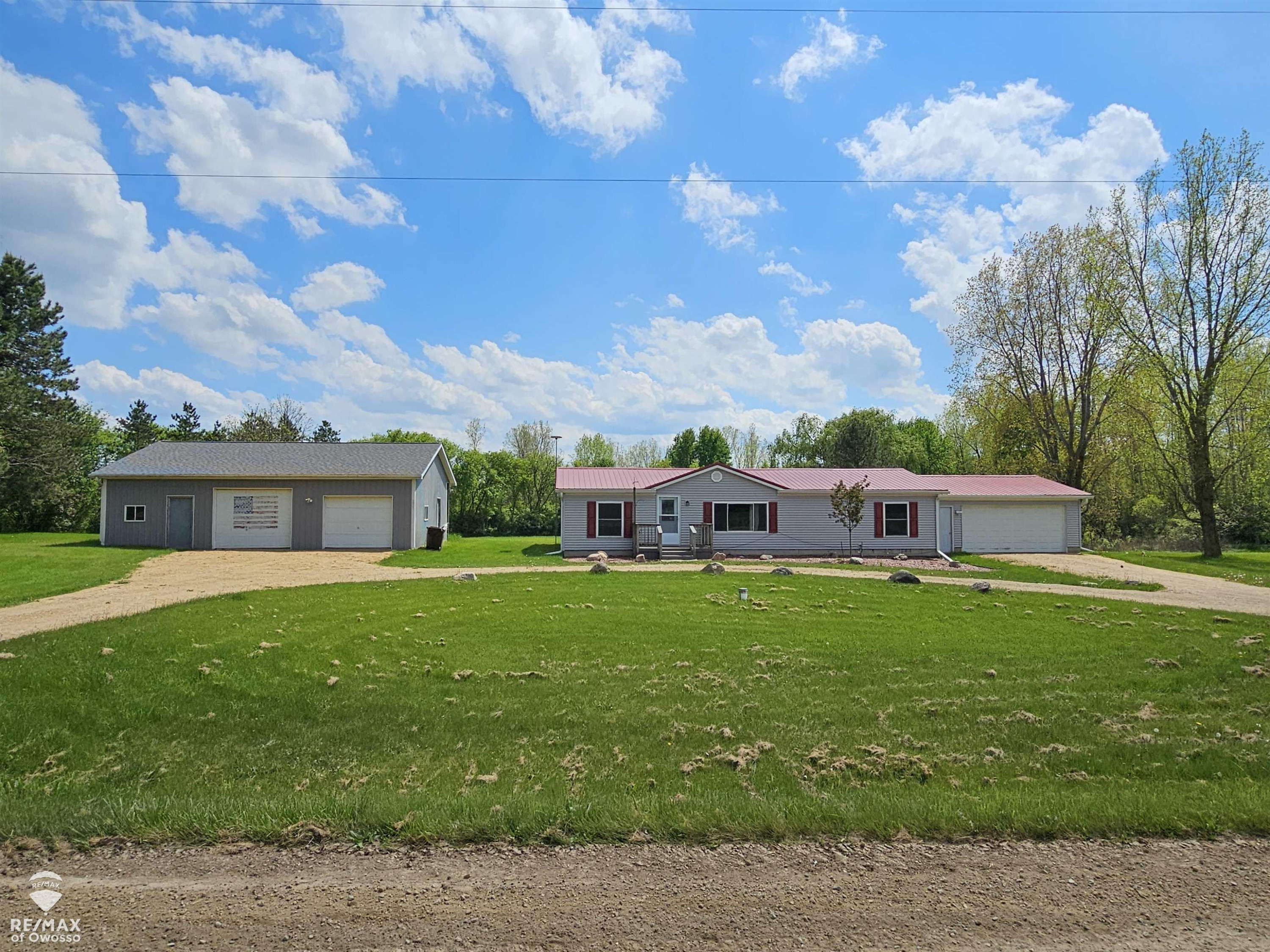 9737 W Mason Road, Ovid, MI 48866 — front exterior