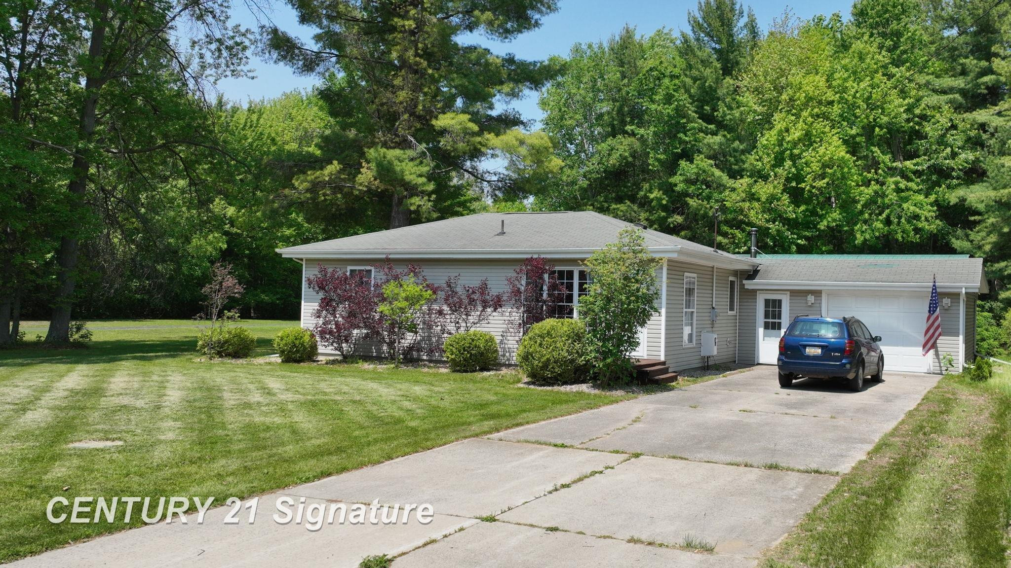 1250 W Sloan Road, Saginaw, MI 48417 — Photo 2