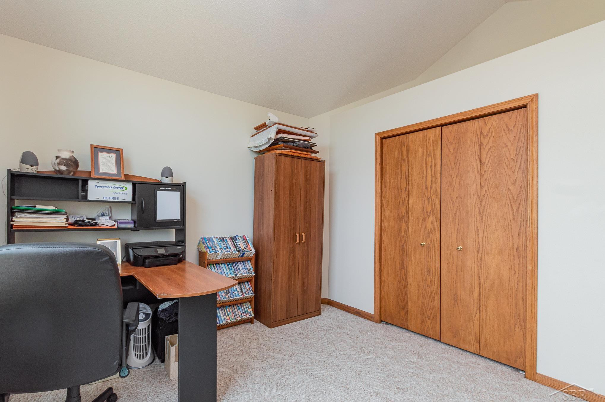 12220 Ederer Road, Hemlock, MI 48626 — Photo 19