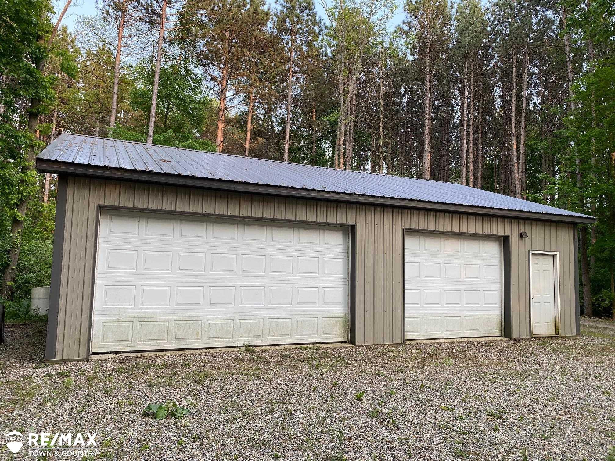 2855 Flint River Road, Lapeer, MI 48446 — Photo 35