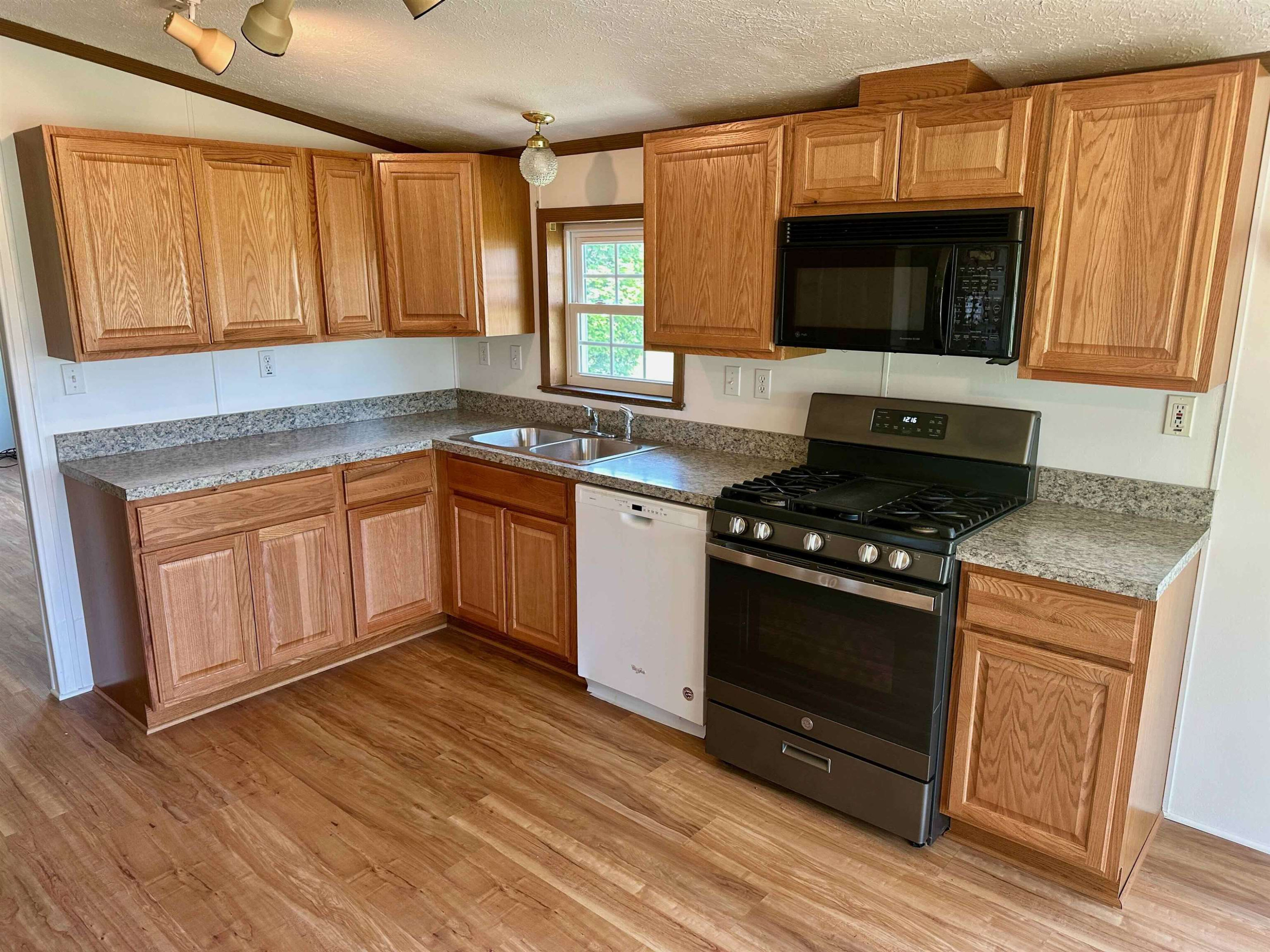 11145 S Fordney Road, Saint Charles, MI 48655 — Photo 11