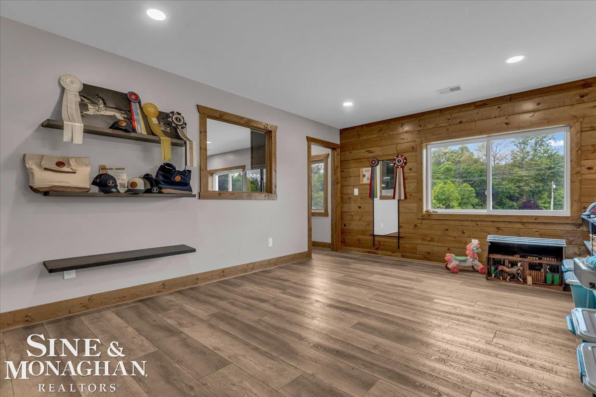 270 N Rochester Road, MI 48367 — Photo 12