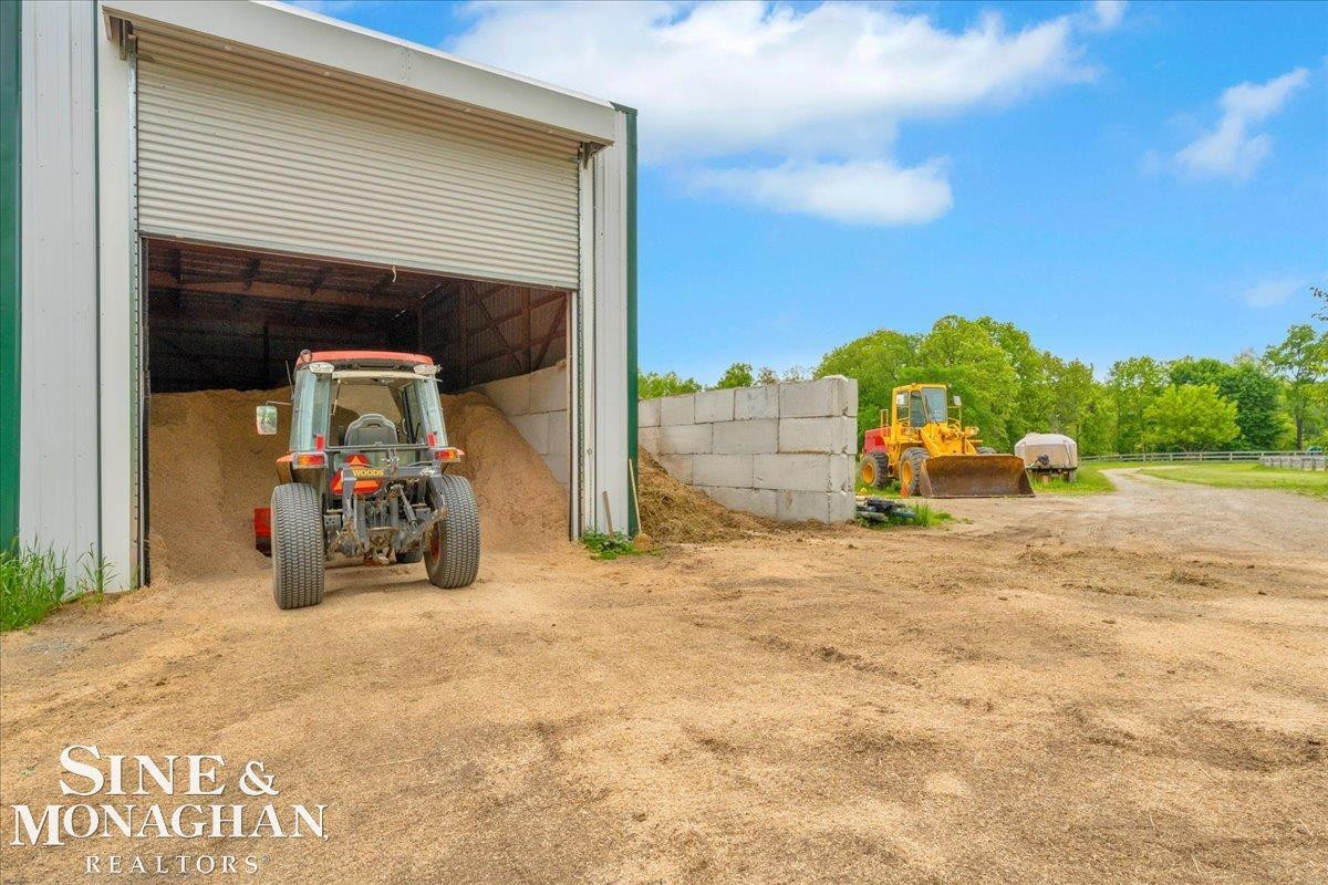 270 N Rochester Road, MI 48367 — Photo 54