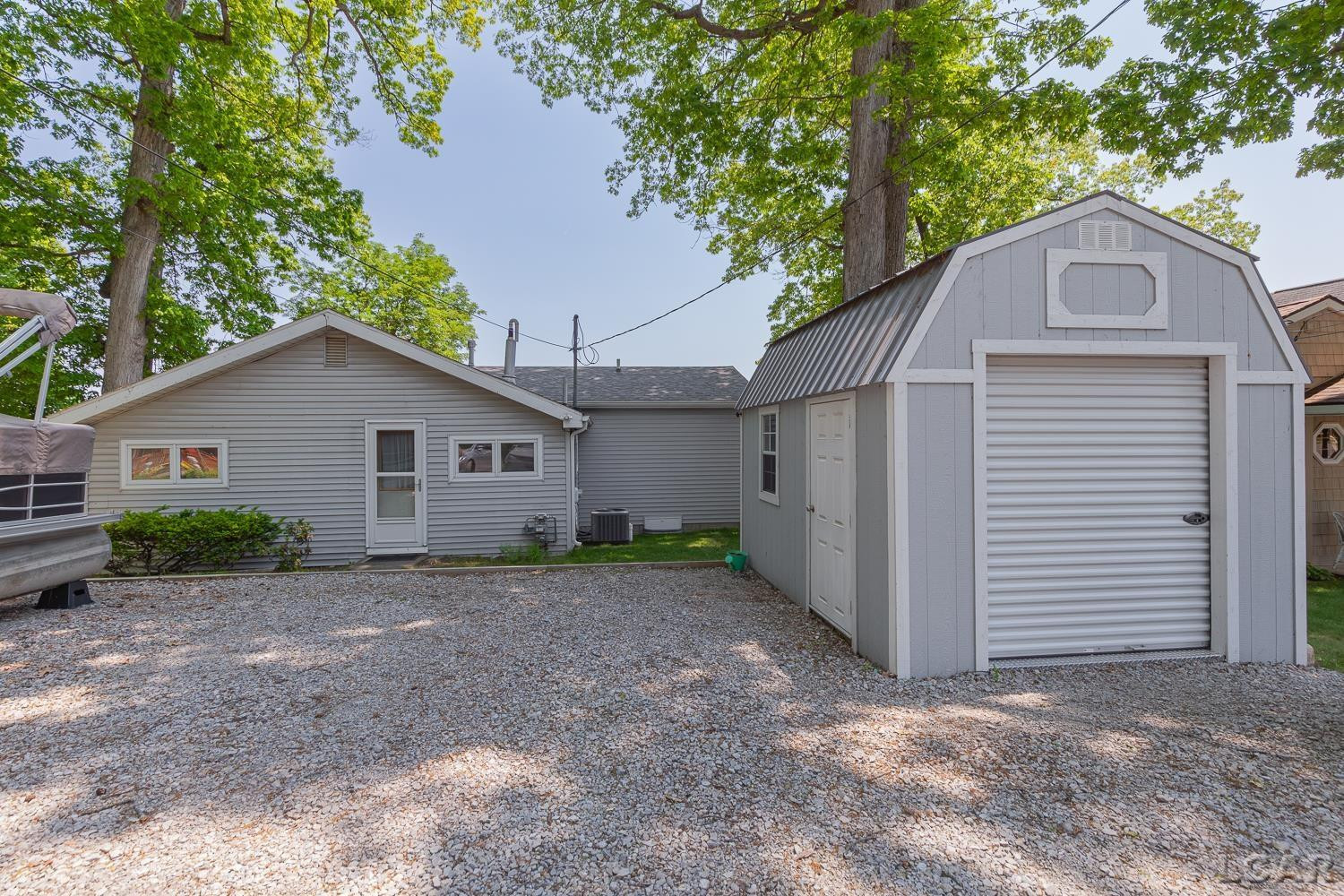 8400 Horton Beach Drive, Manitou Beach, MI 49253 — Photo 9