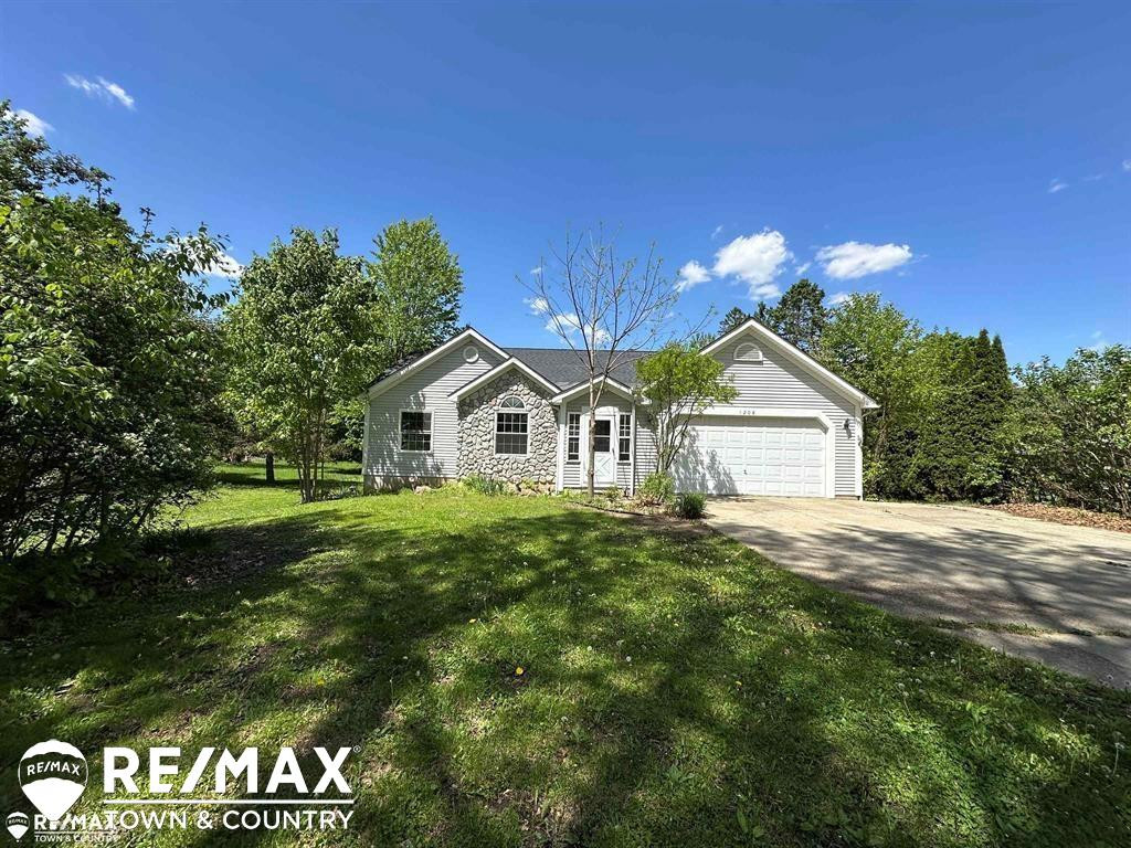 1208 Turrill Road, Lapeer, MI 48446 — Photo 2