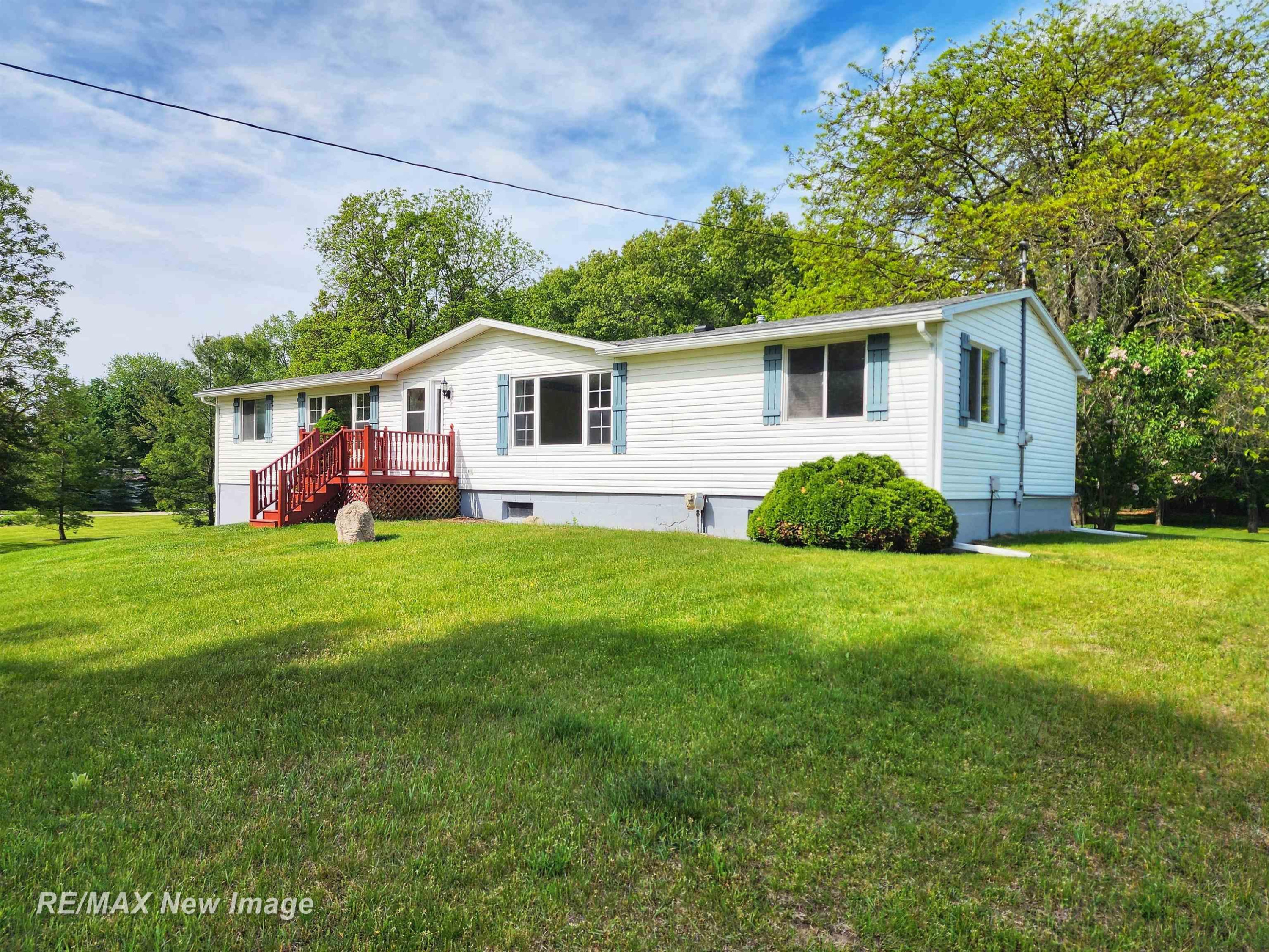10424 S Graham Road, Saint Charles, MI 48655 — Photo 5
