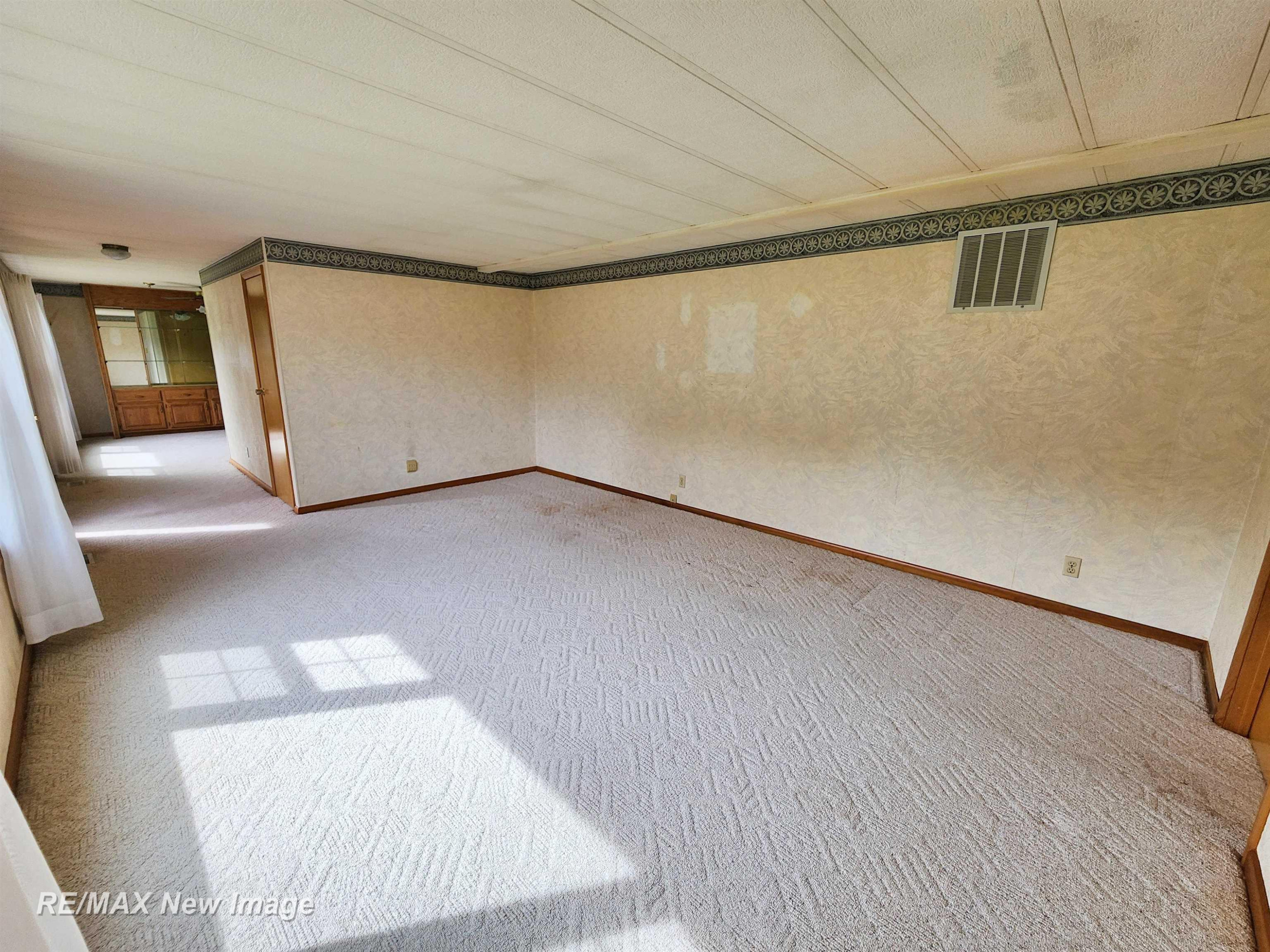 10424 S Graham Road, Saint Charles, MI 48655 — Photo 13
