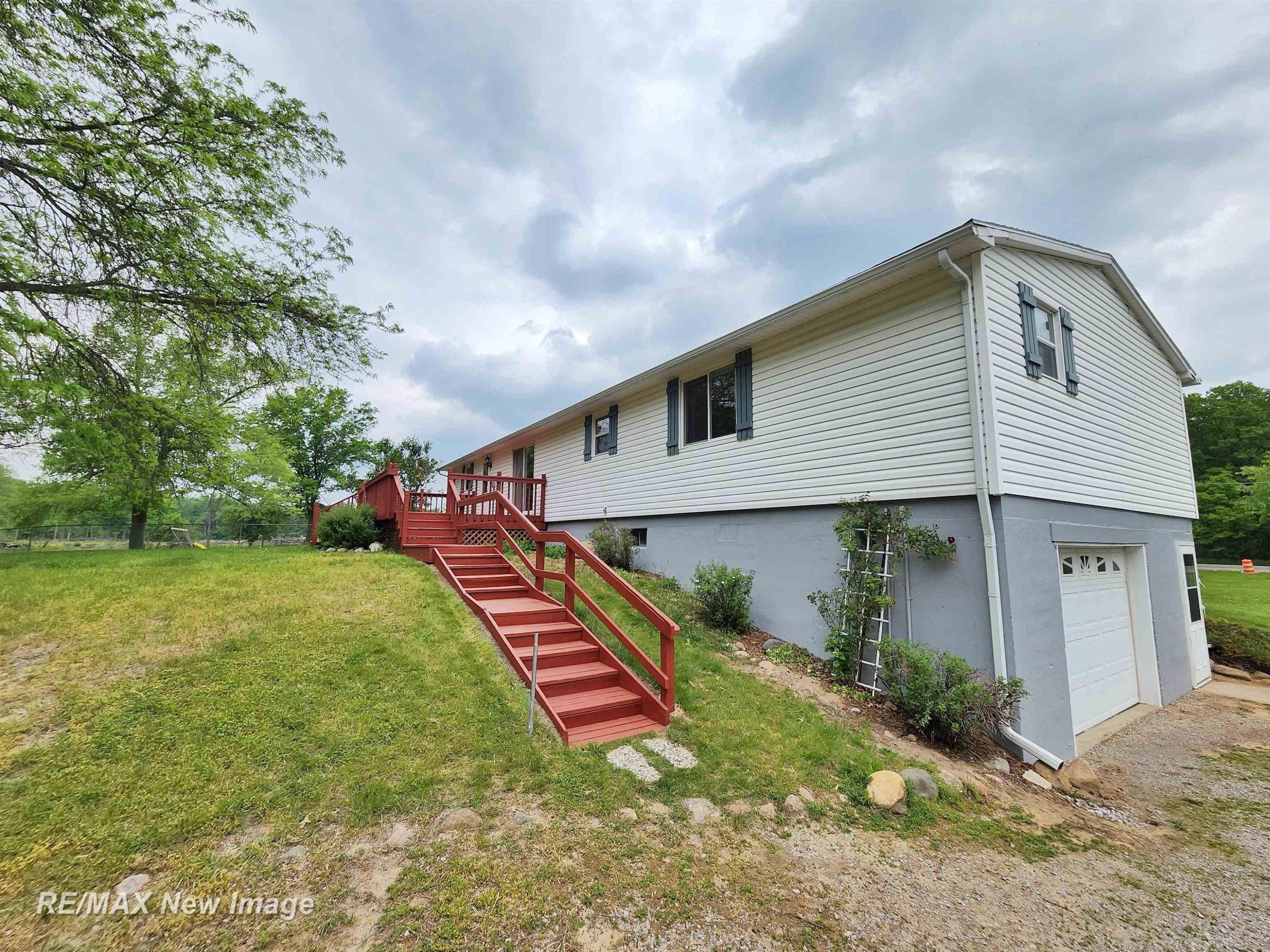 10424 S Graham Road, Saint Charles, MI 48655 — Photo 46