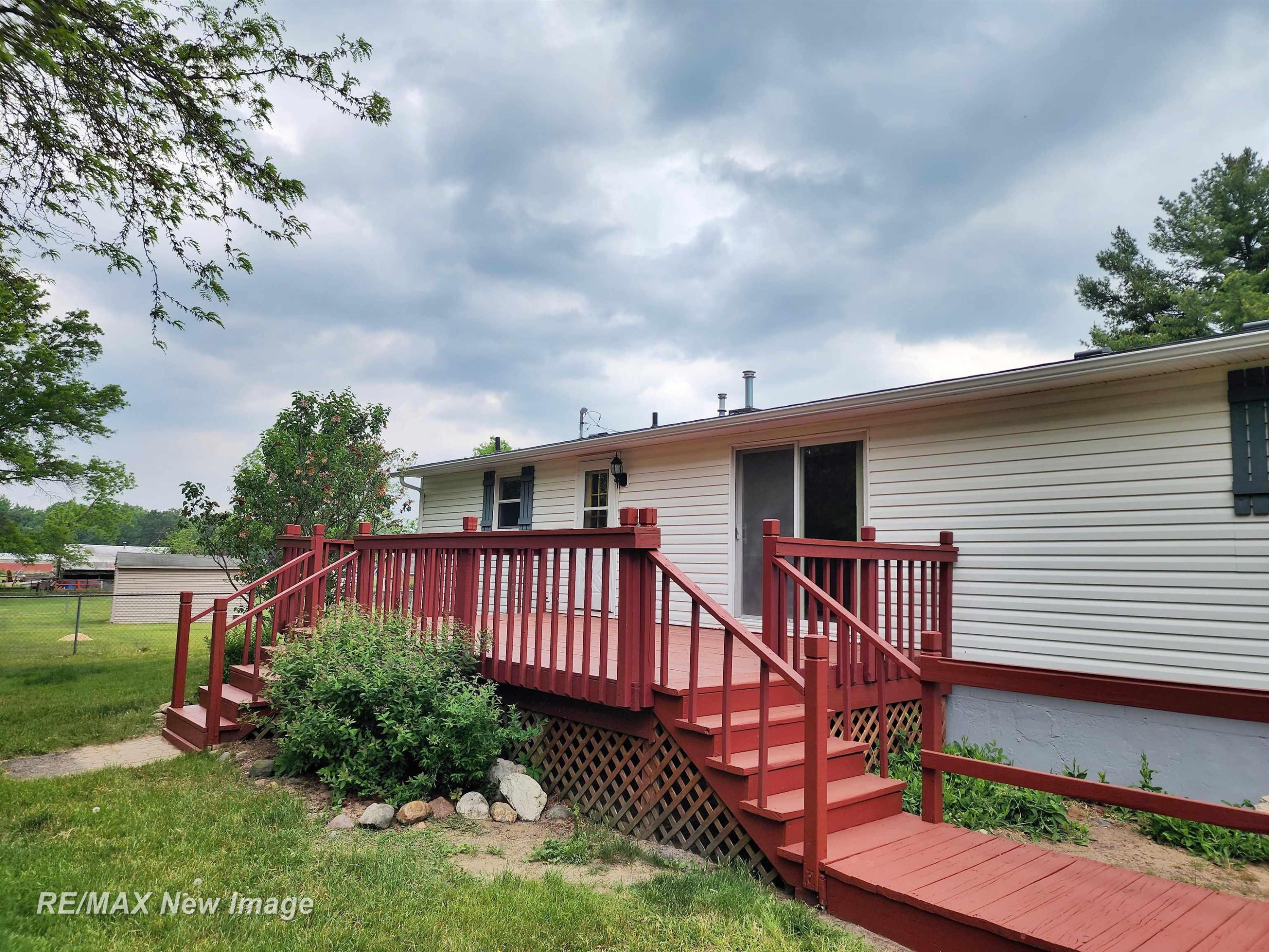 10424 S Graham Road, Saint Charles, MI 48655 — Photo 49