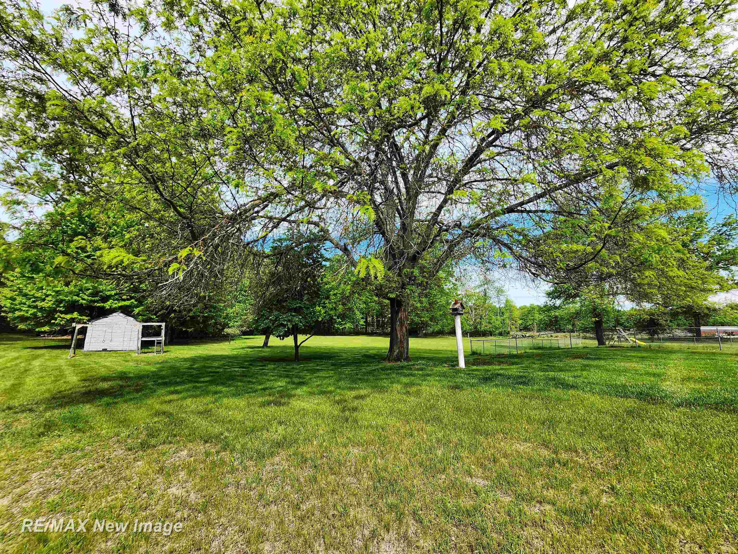 10424 S Graham Road, Saint Charles, MI 48655 — Photo 52
