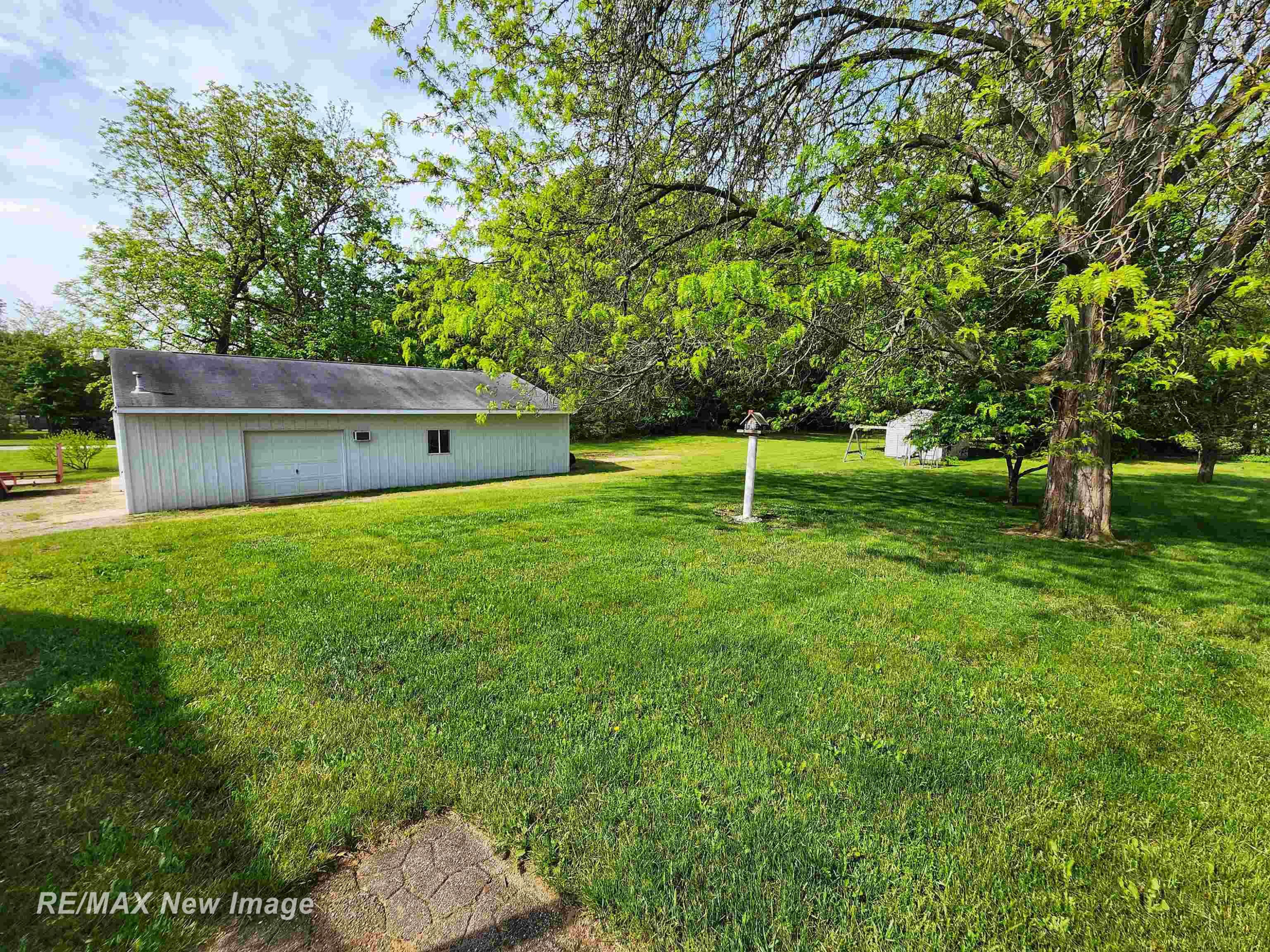 10424 S Graham Road, Saint Charles, MI 48655 — Photo 53