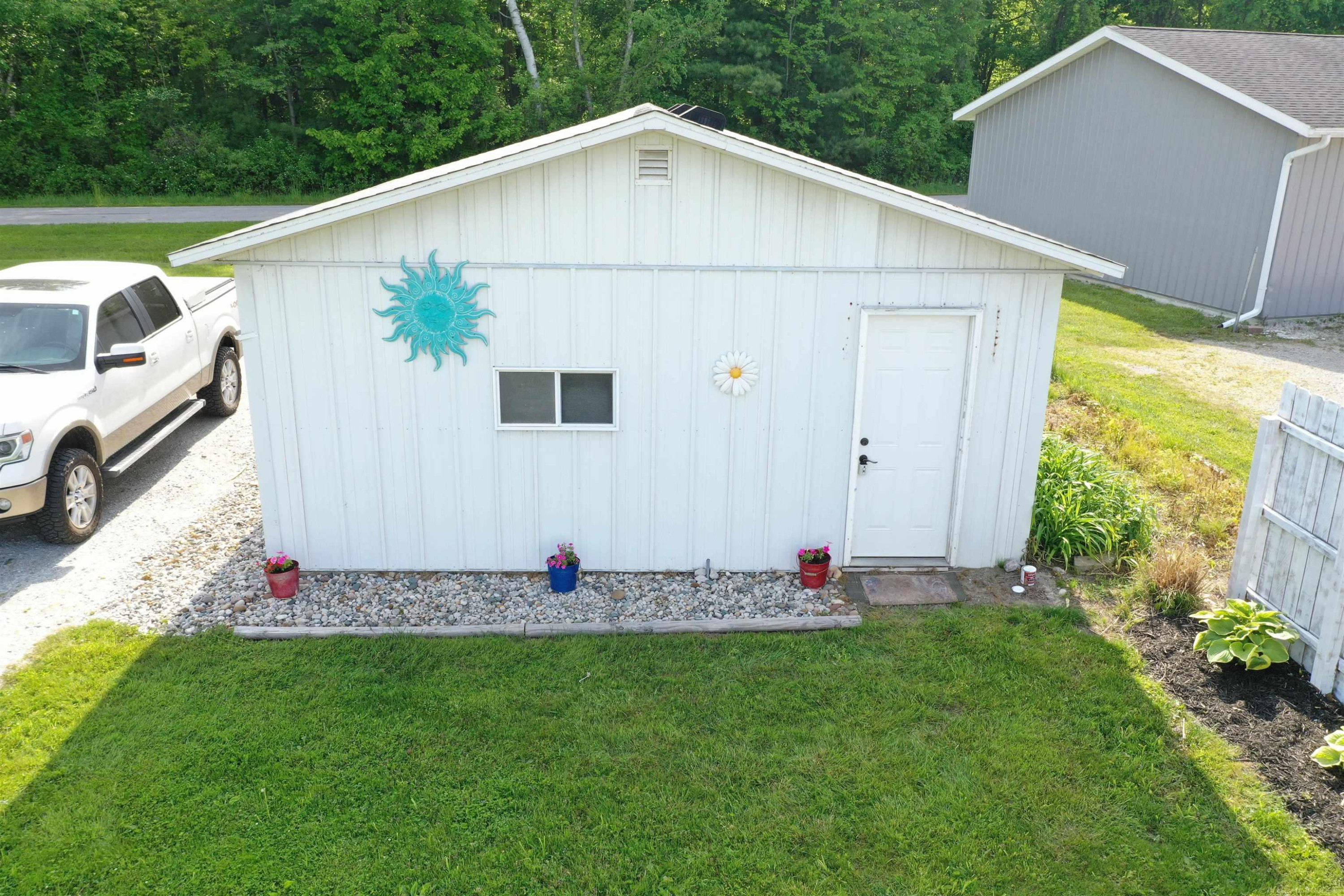 6625 Lakeshore Road, Lakeport, MI 48059 — Photo 8