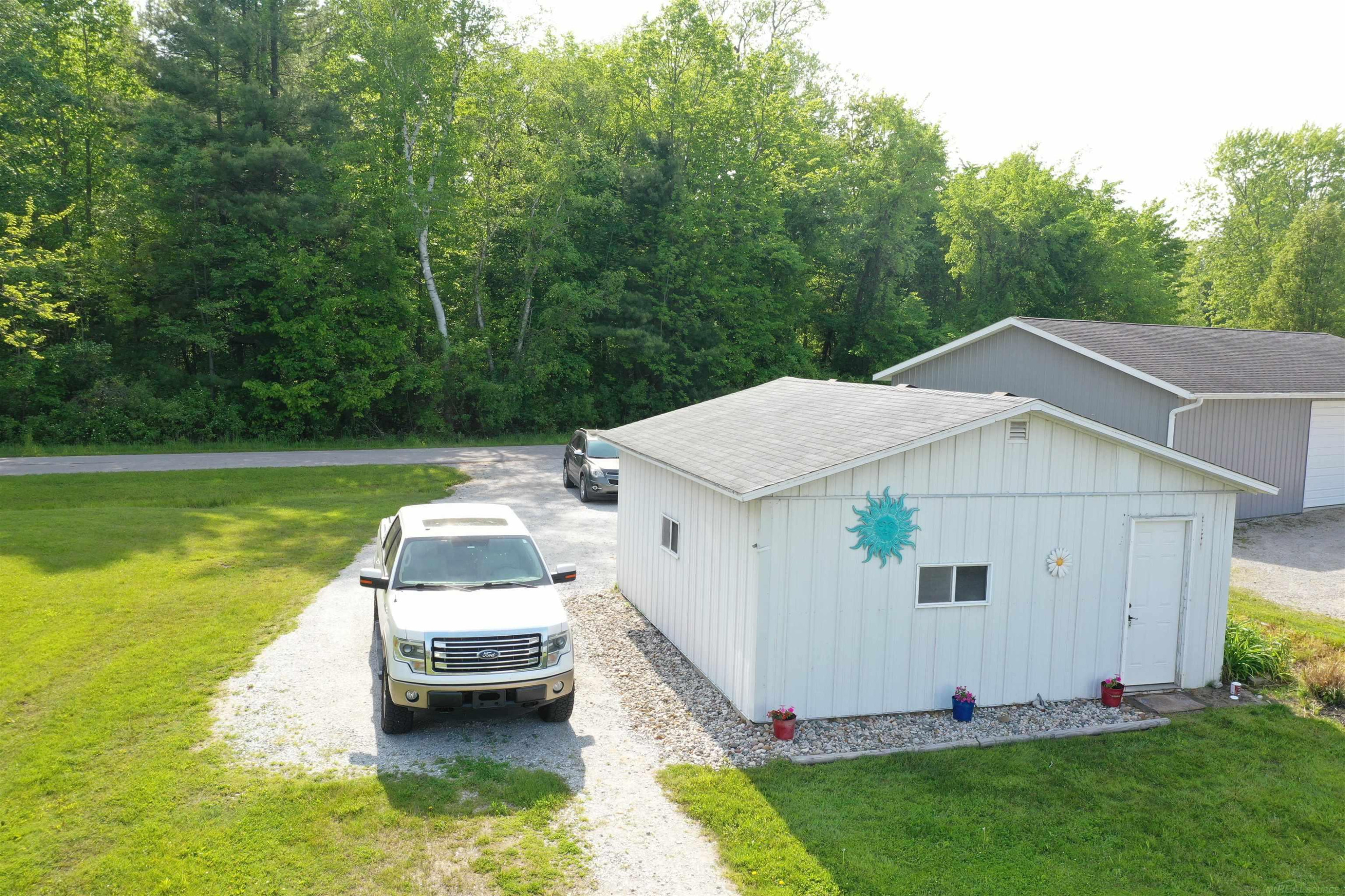 6625 Lakeshore Road, Lakeport, MI 48059 — Photo 9