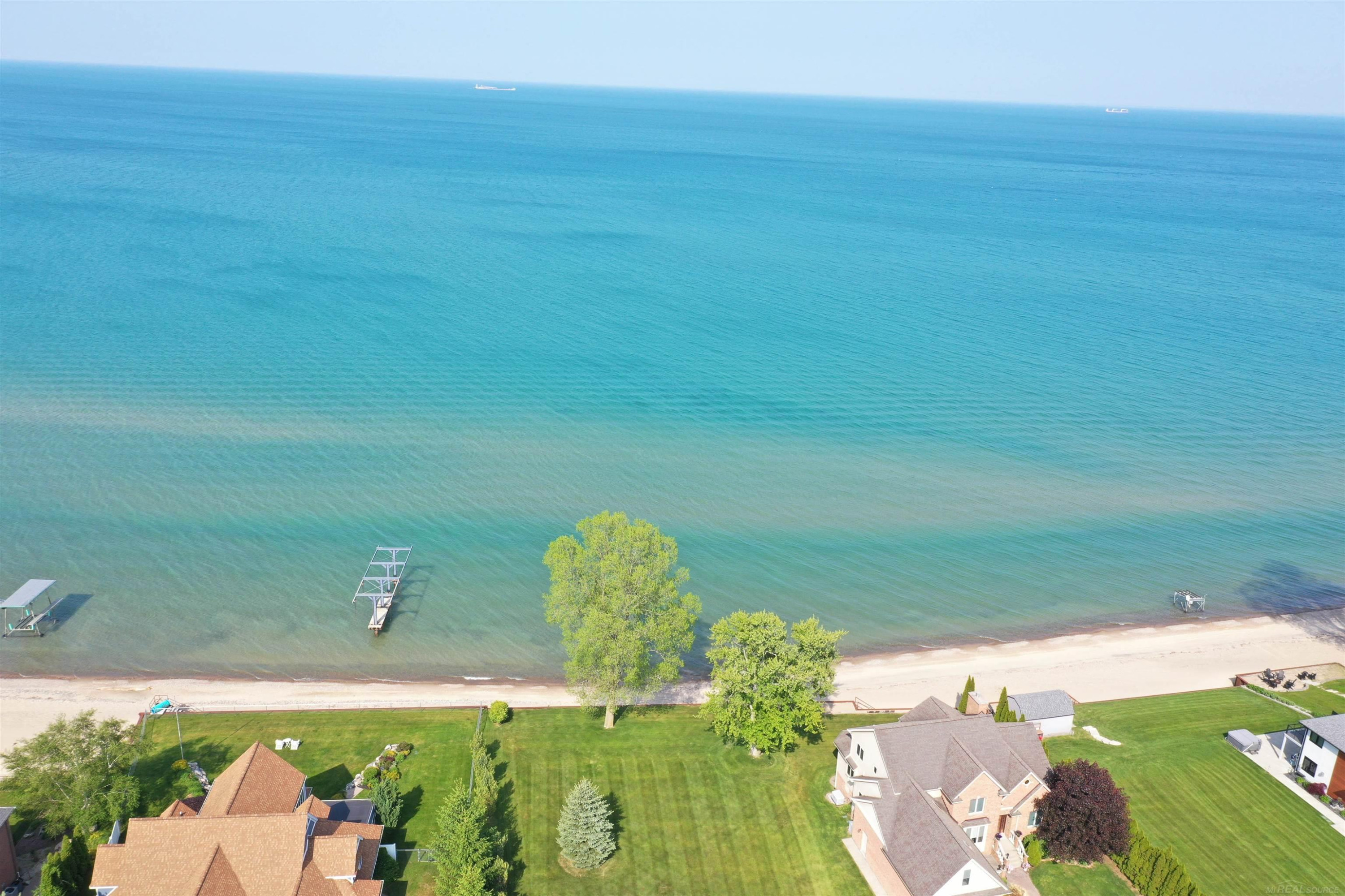 6625 Lakeshore Road, Lakeport, MI 48059 — Photo 13