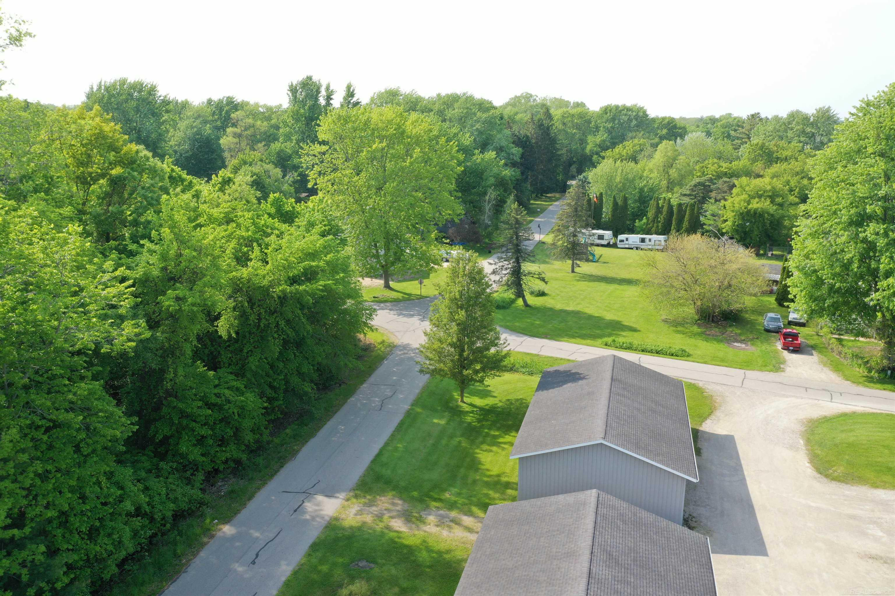 6625 Lakeshore Road, Lakeport, MI 48059 — Photo 35
