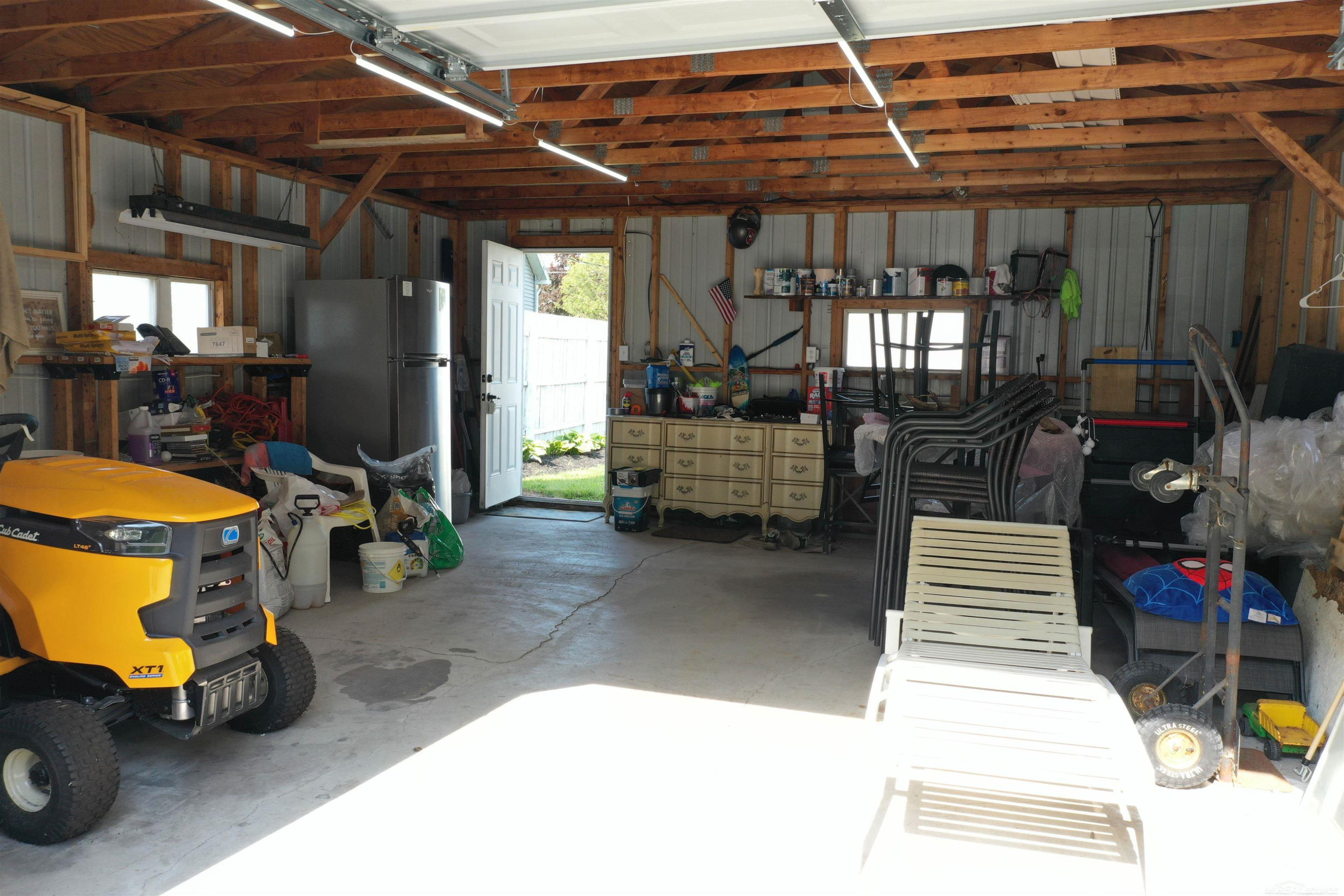 6625 Lakeshore Road, Lakeport, MI 48059 — Photo 42