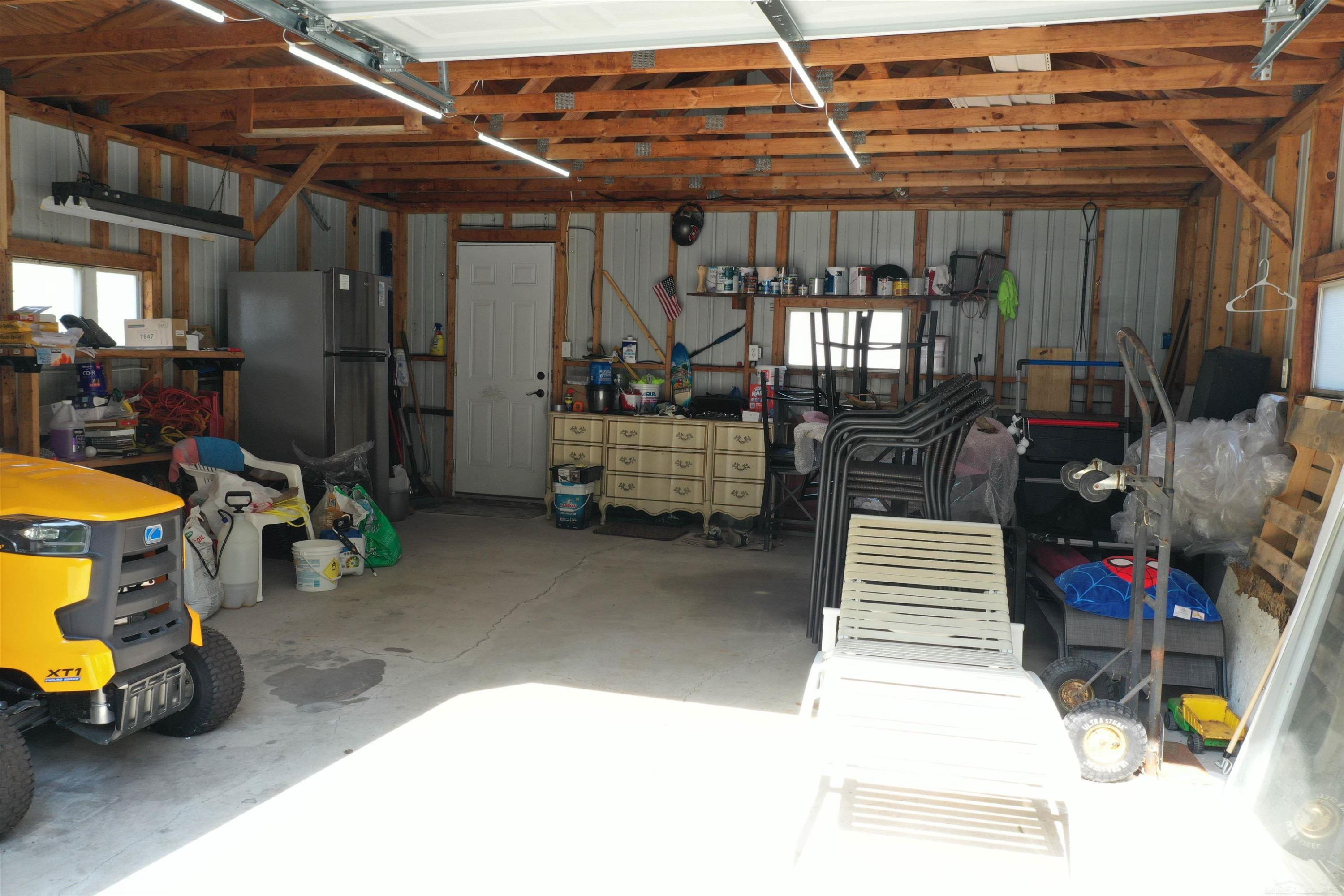 6625 Lakeshore Road, Lakeport, MI 48059 — Photo 43