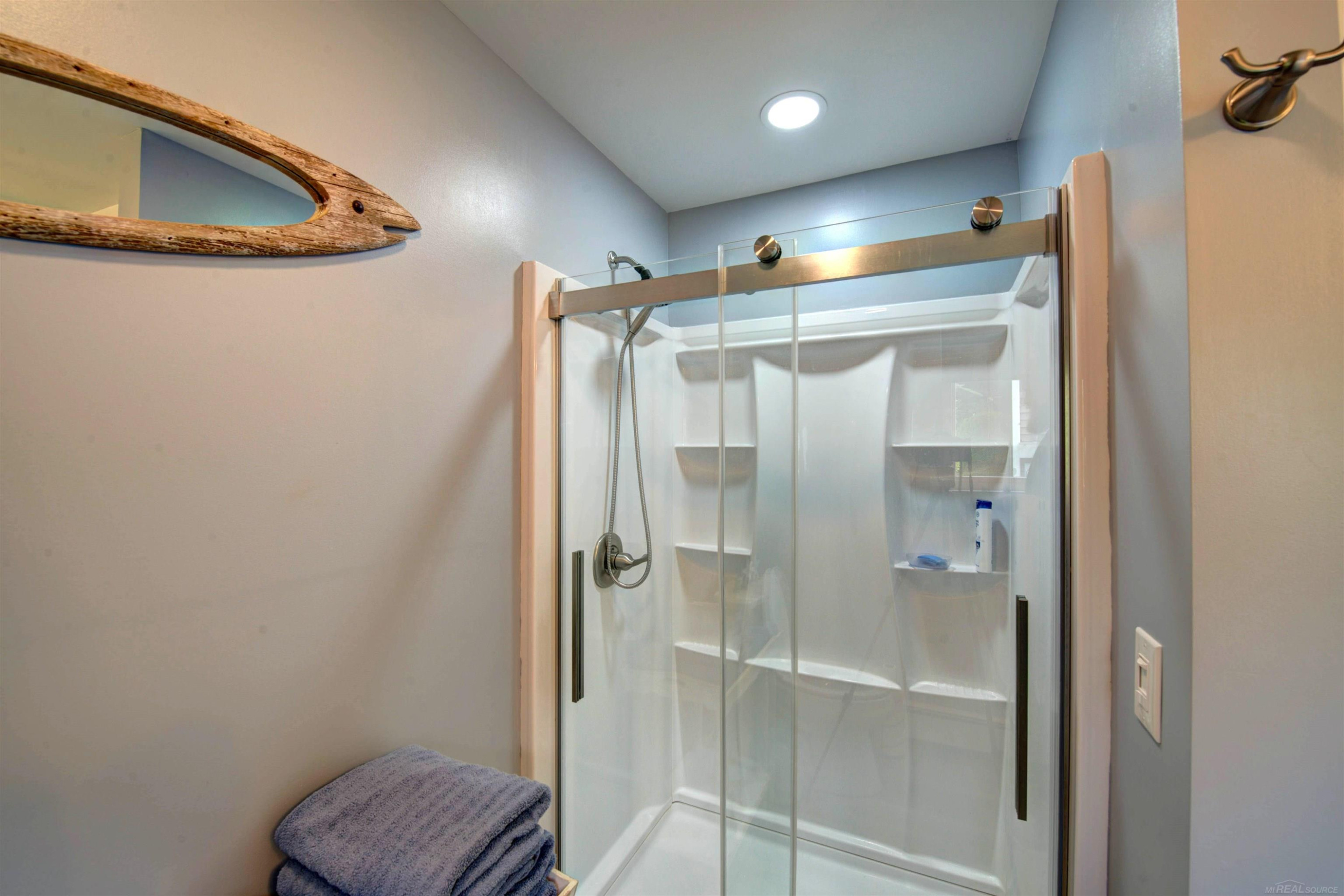 6625 Lakeshore Road, Lakeport, MI 48059 — Photo 50