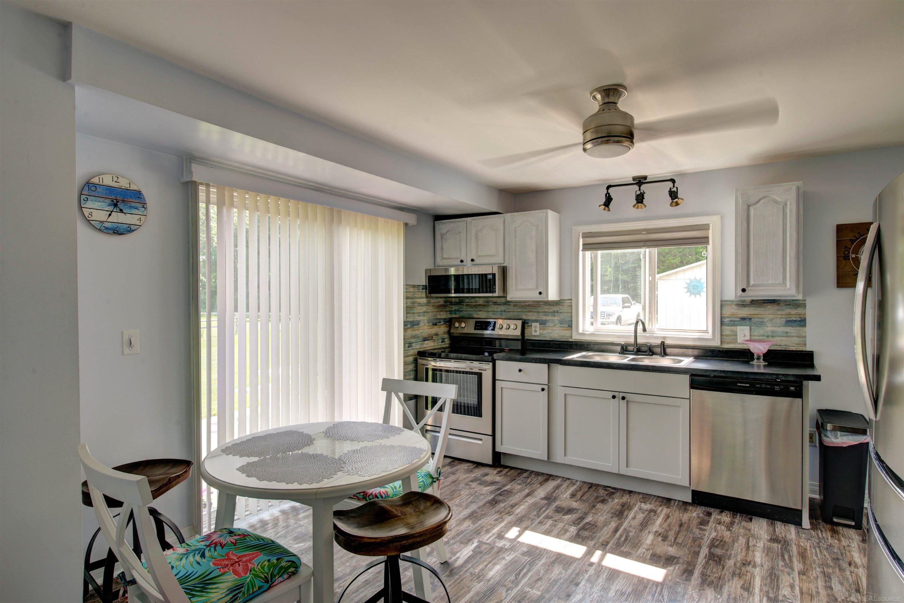 6625 Lakeshore Road, Lakeport, MI 48059 — Photo 51