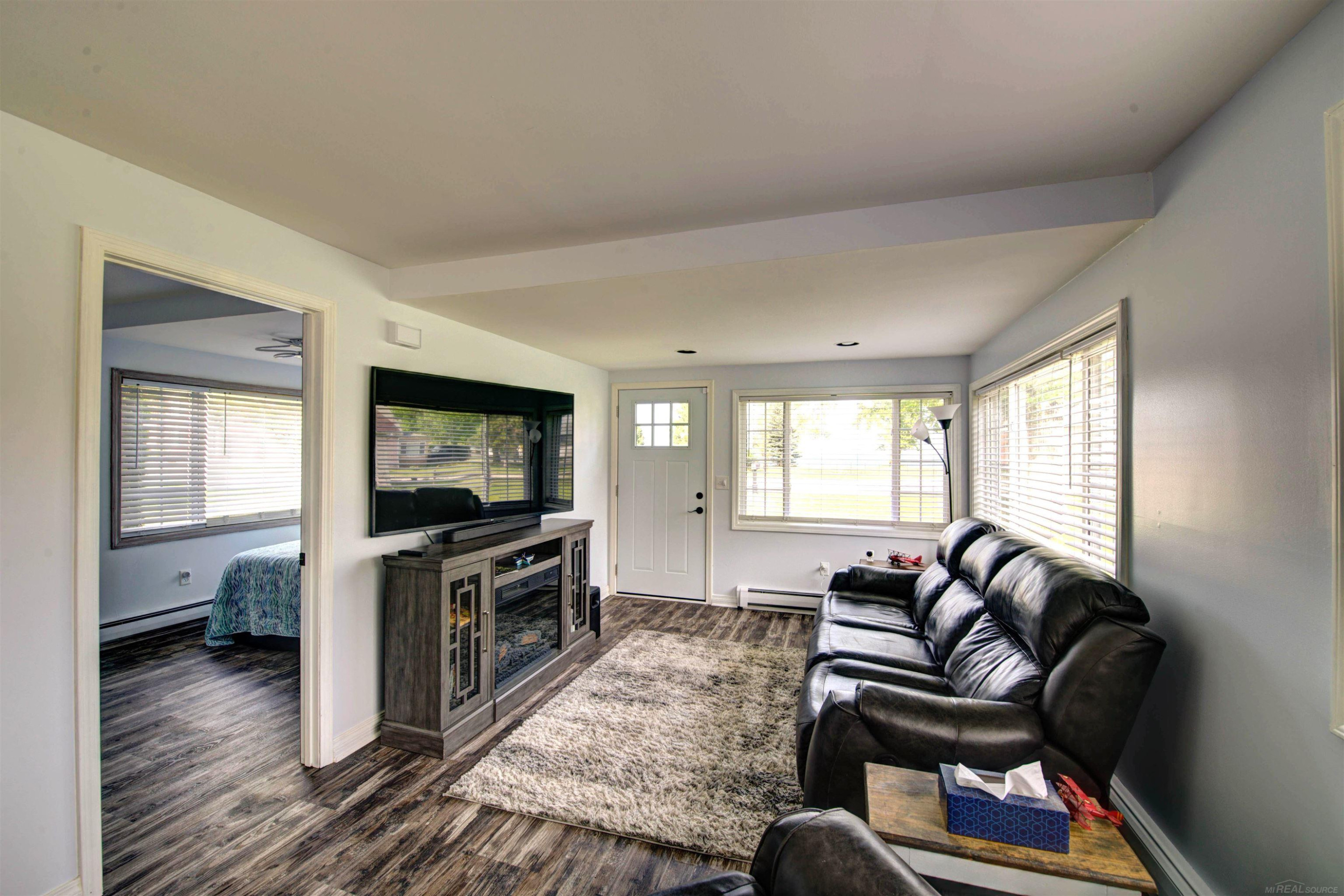 6625 Lakeshore Road, Lakeport, MI 48059 — Photo 56