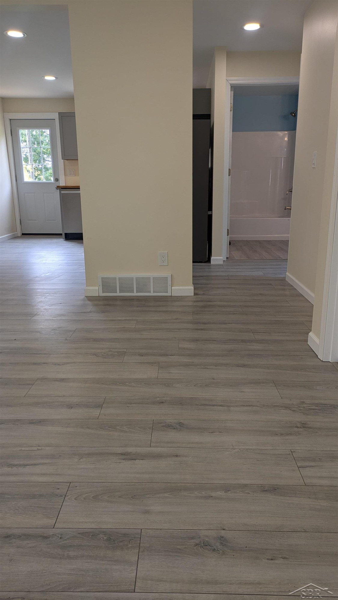 68 S Arthur Street, MI 48419 — Photo 11