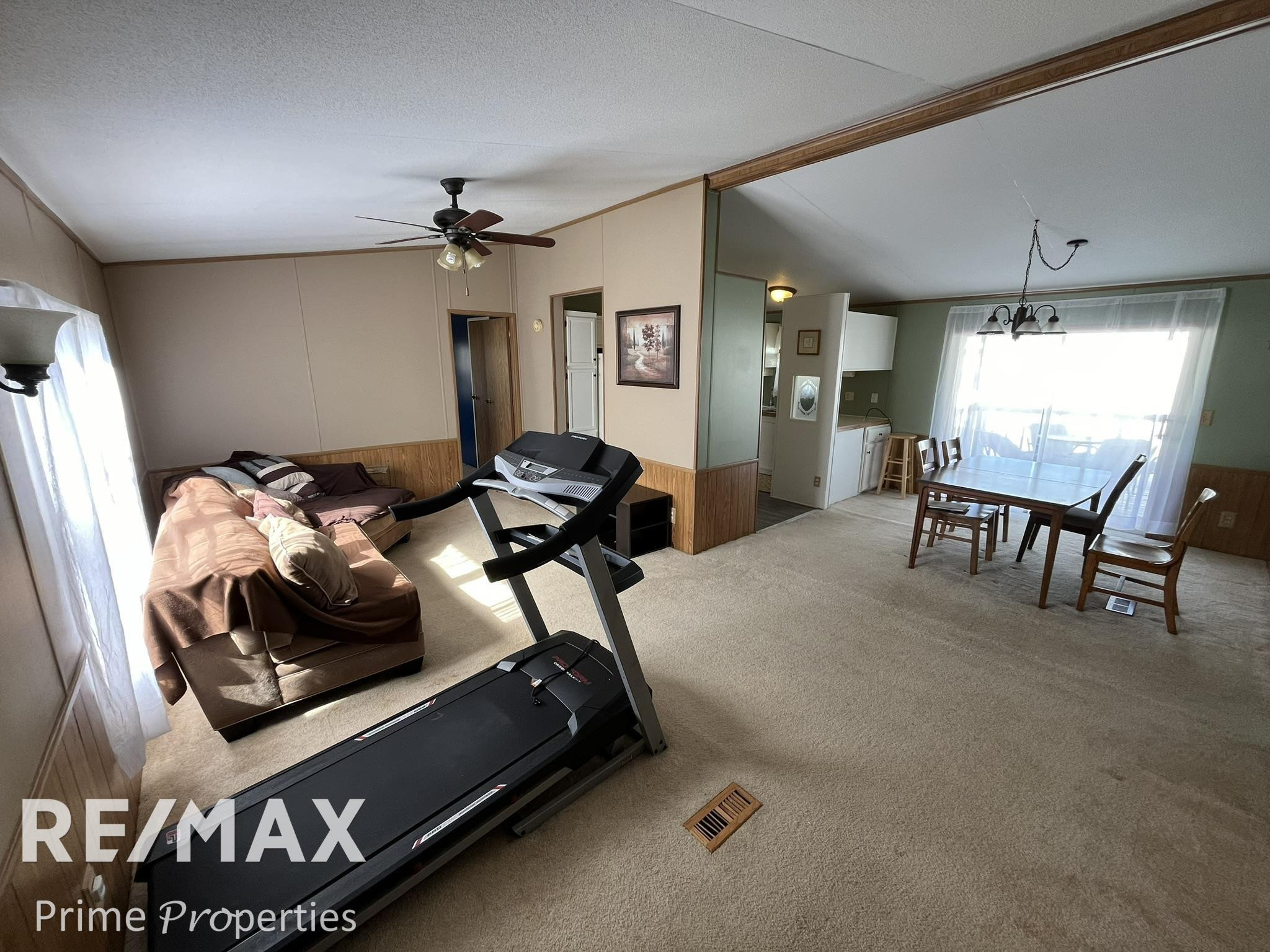 29 Armstrong Avenue, Flushing, MI 48433 — Photo 2