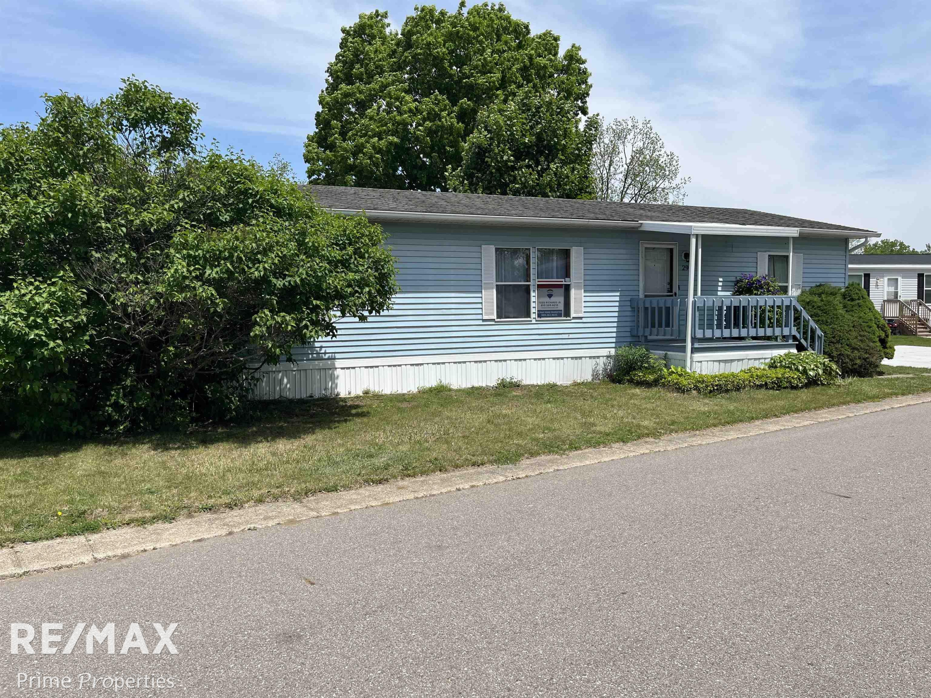 29 Armstrong Avenue, Flushing, MI 48433 — Photo 16
