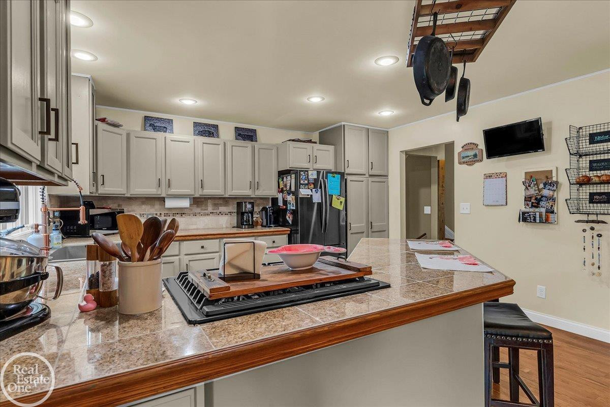 6785 Norman Road, MI 48032 — Photo 9