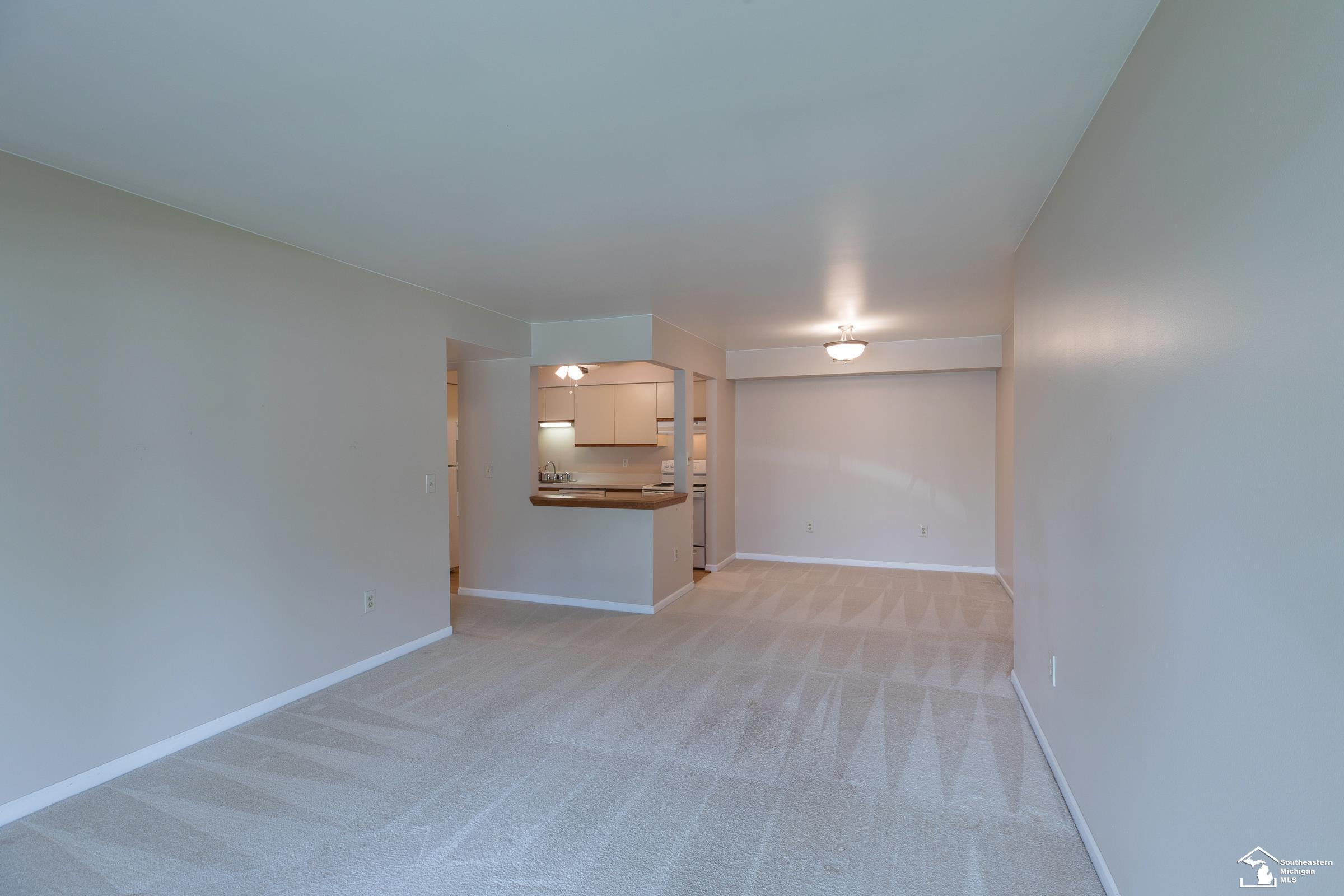 2465 Riverside Drive, Trenton, MI 48183 — Photo 10