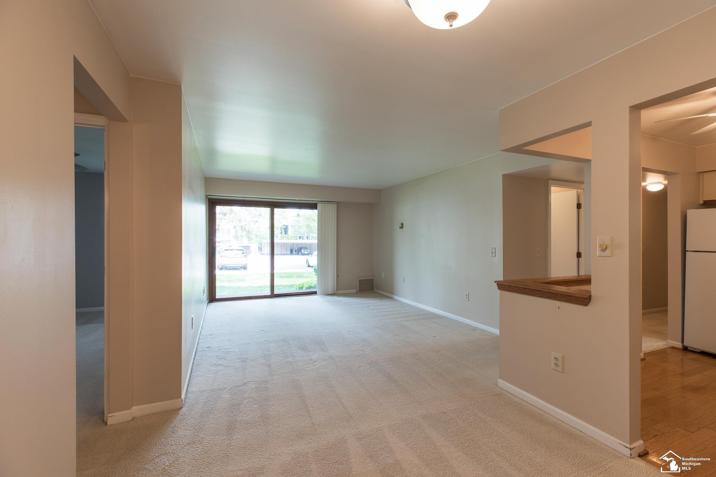 2465 Riverside Drive, Trenton, MI 48183 — Photo 13