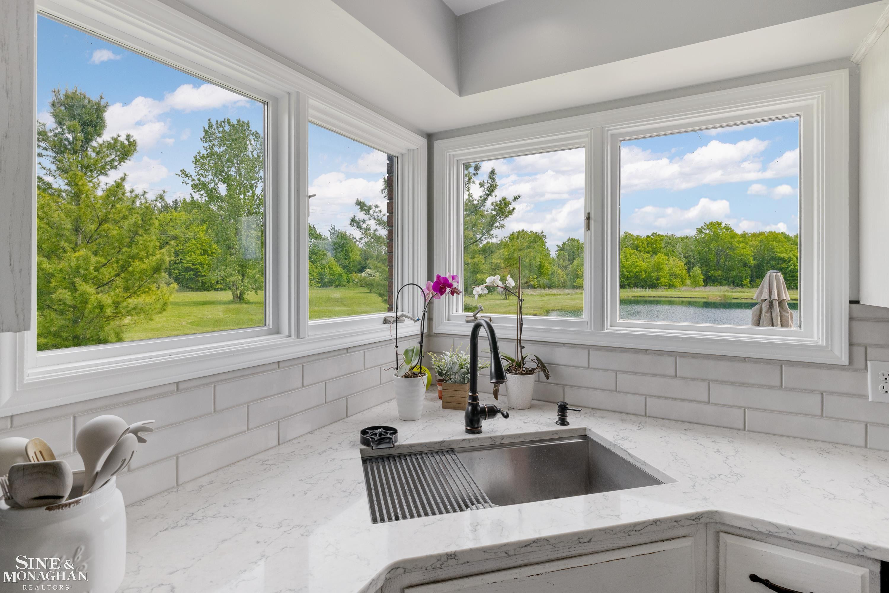 6393 Indian Trail, MI — Photo 22