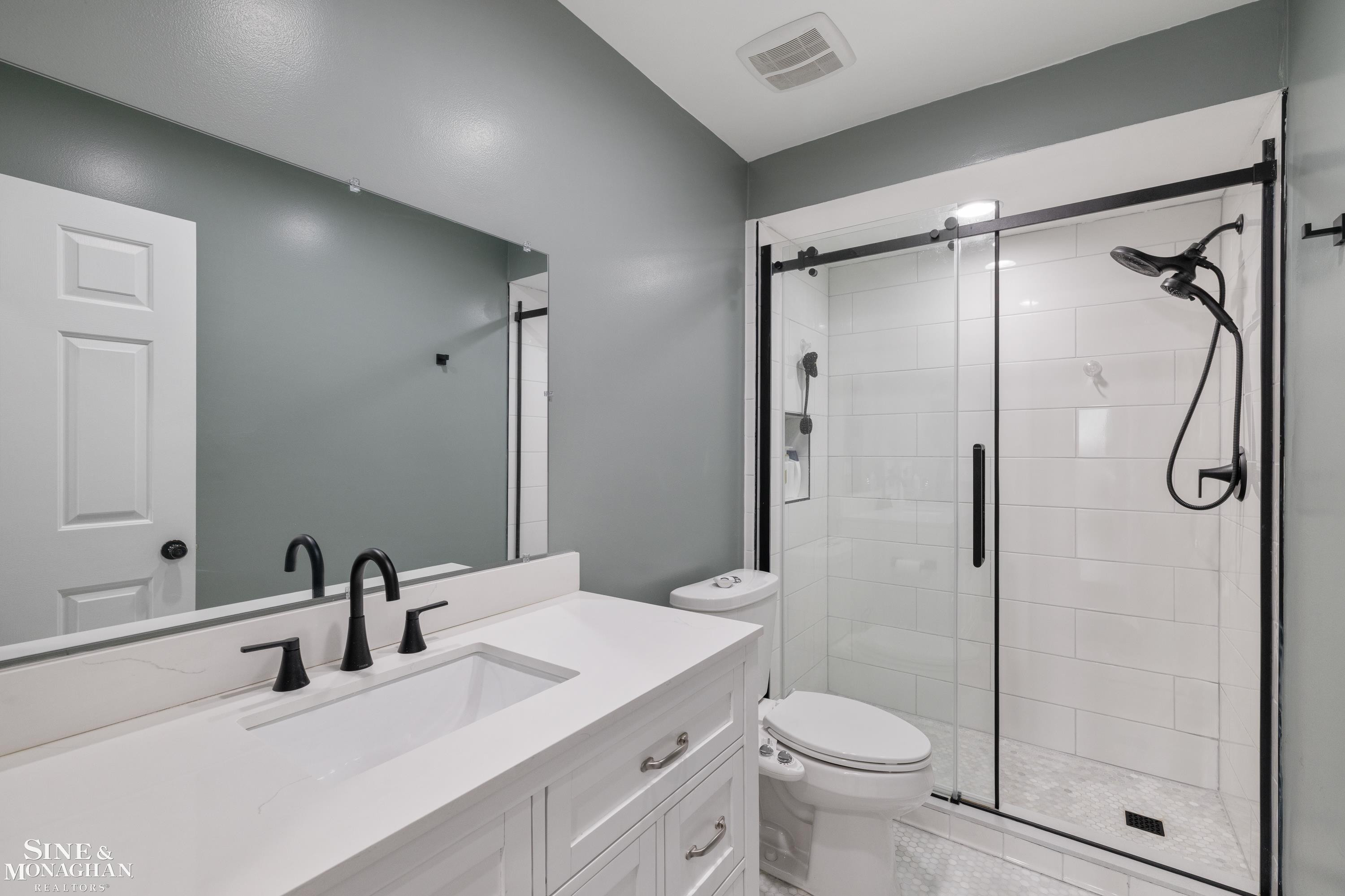 6393 Indian Trail, MI — Photo 38