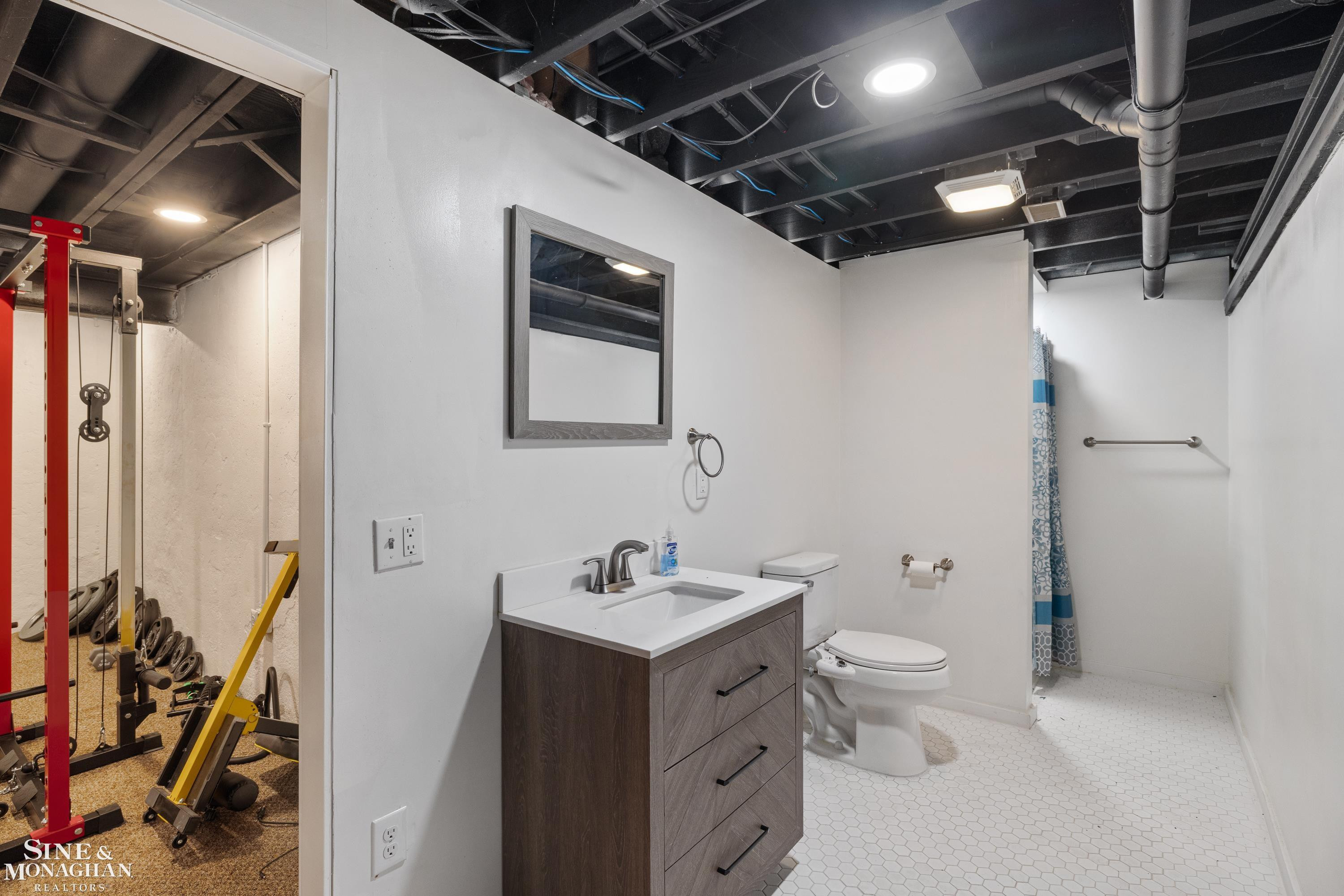 6393 Indian Trail, MI — Photo 42
