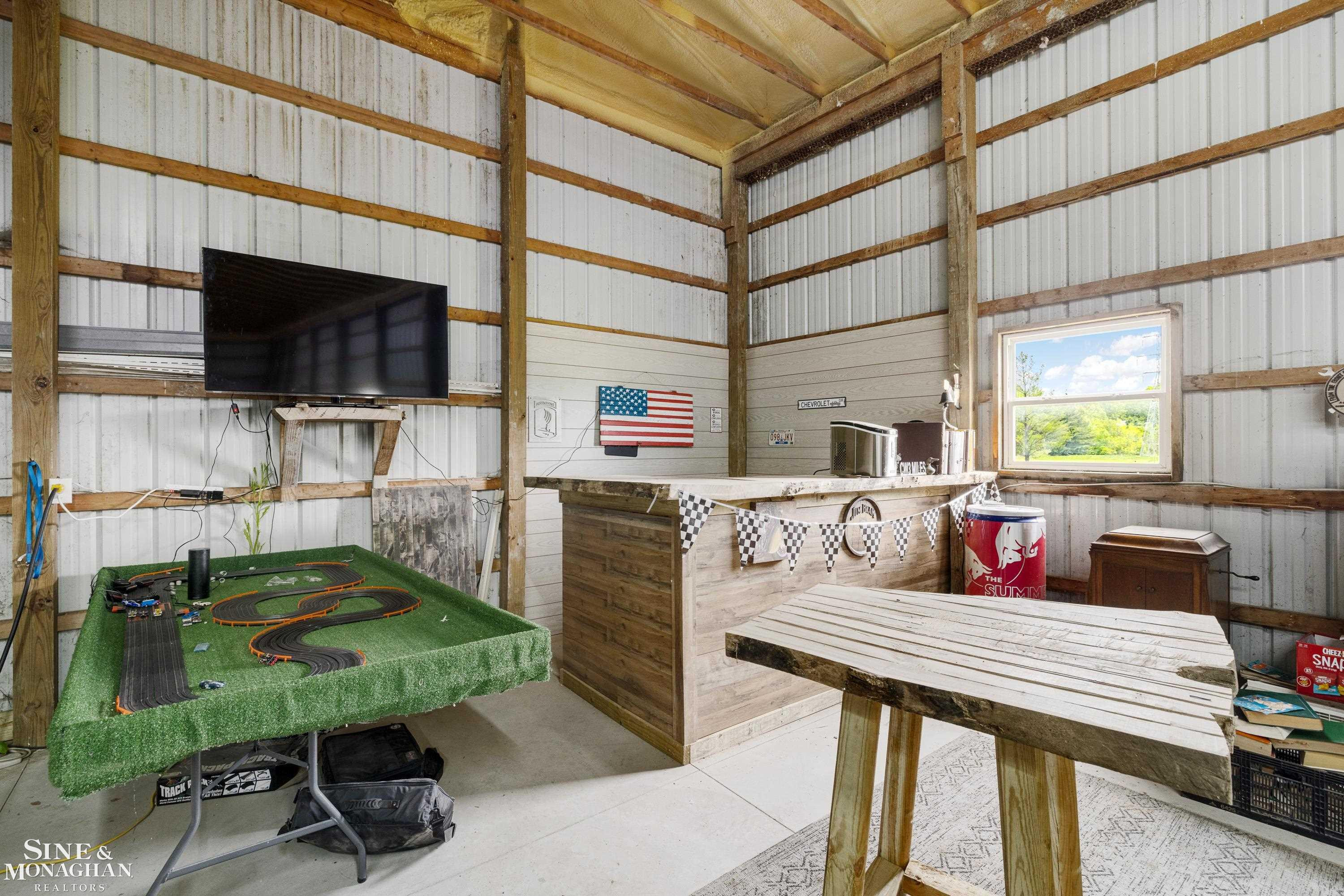 6393 Indian Trail, MI — Photo 47
