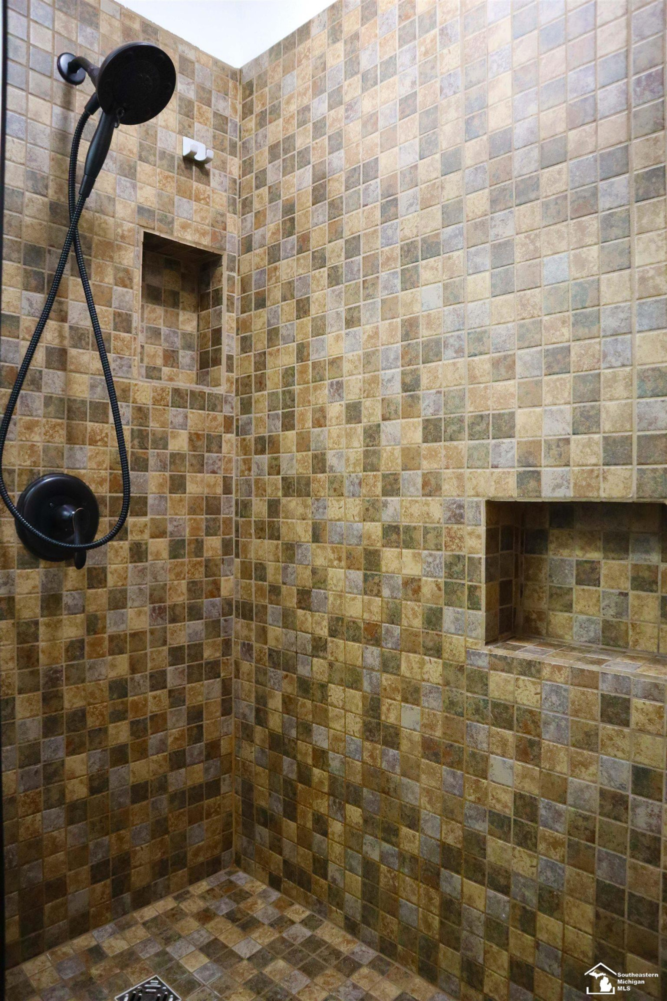 6336 Moreland Drive, Erie, MI — Photo 20