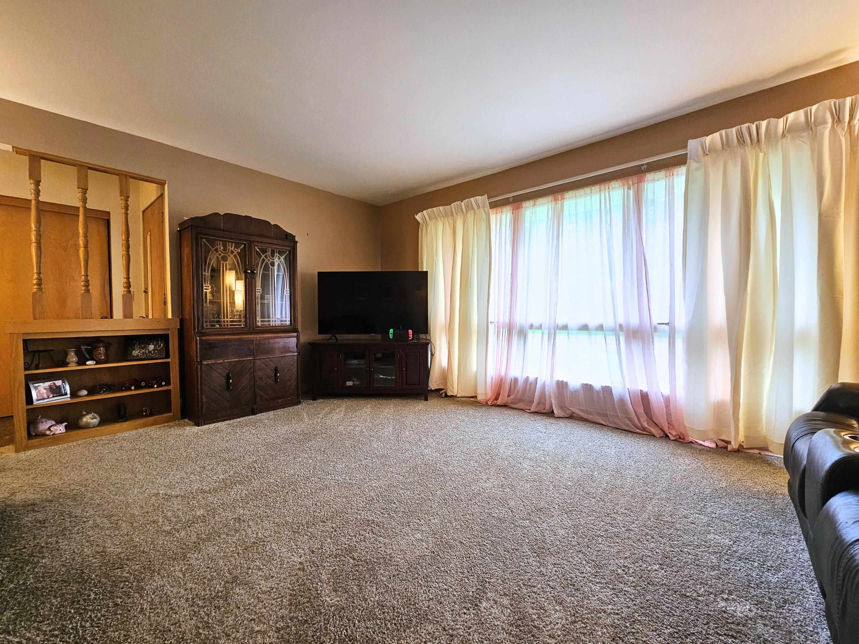 3858 State Street, Bridgeport, MI 48722 — Photo 6