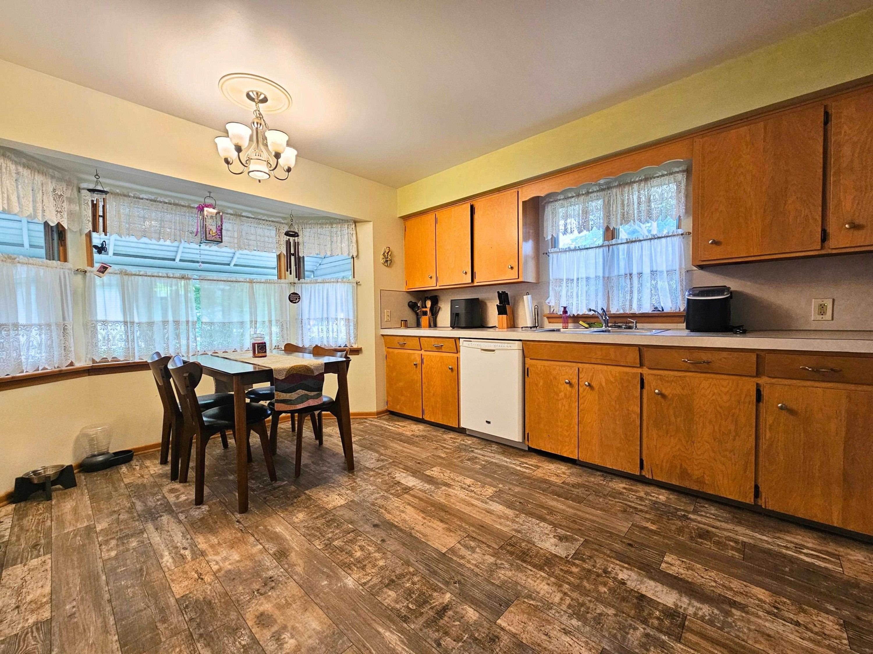 3858 State Street, Bridgeport, MI 48722 — Photo 8