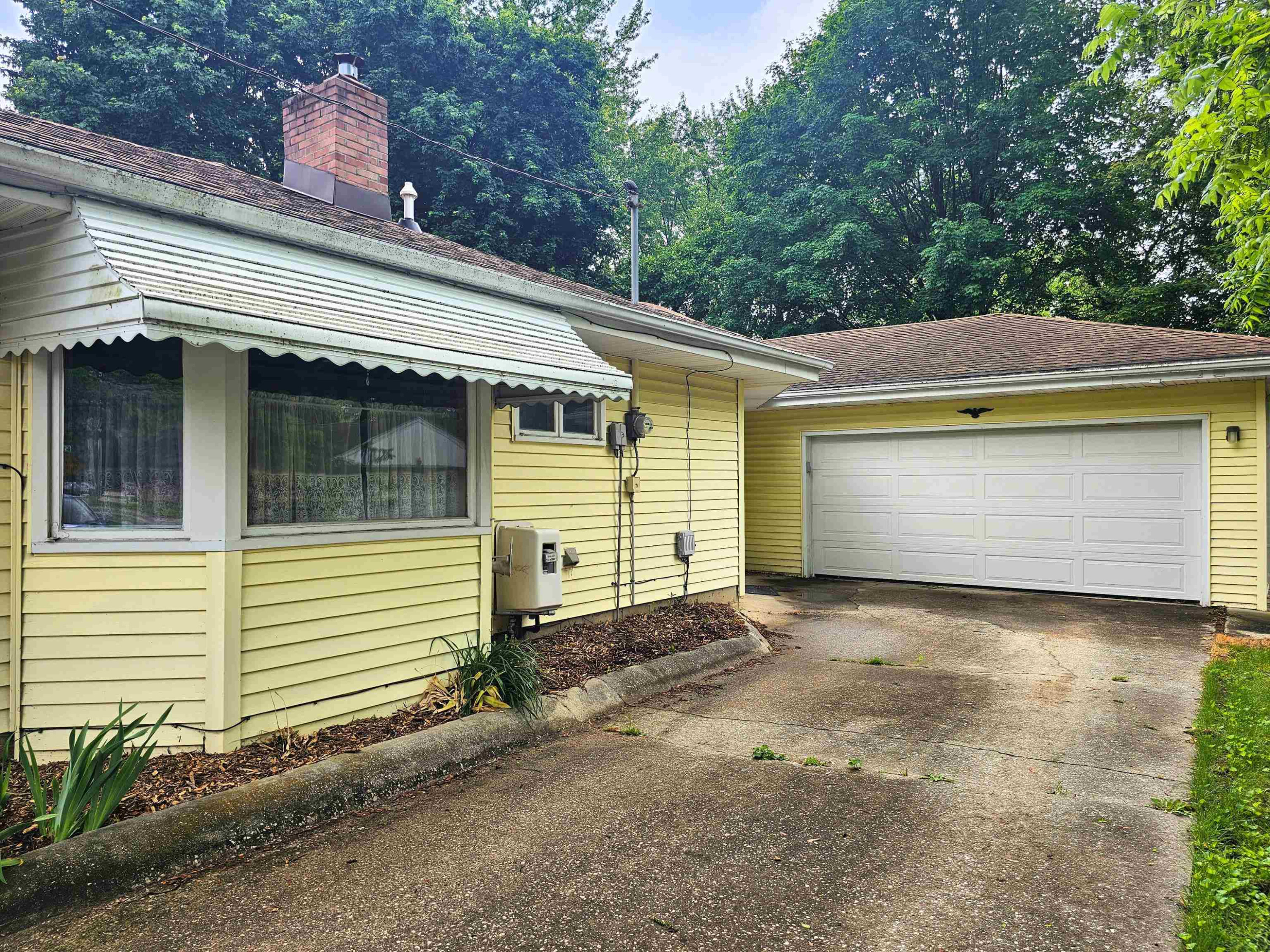 3858 State Street, Bridgeport, MI 48722 — Photo 32