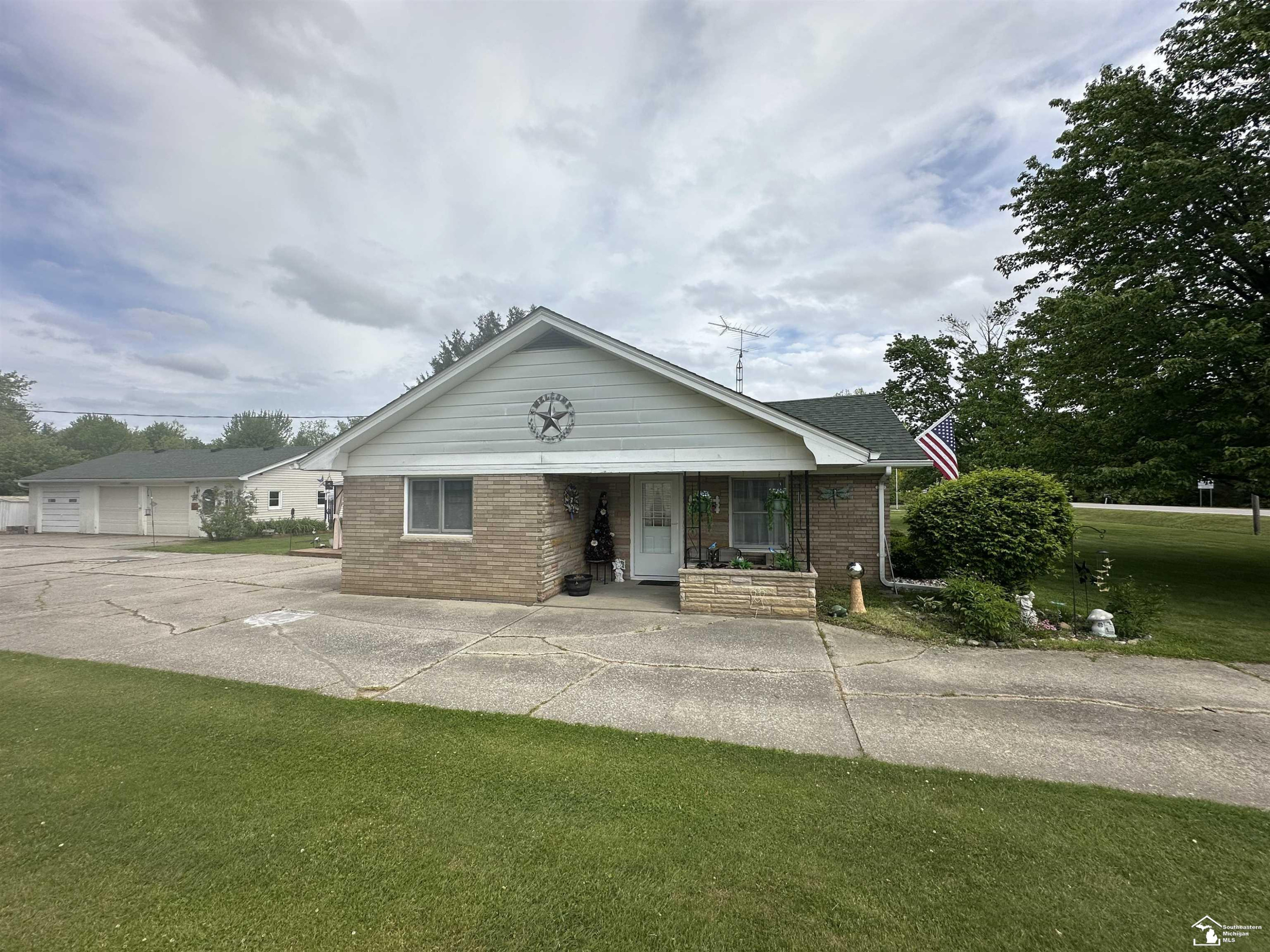 13494 Gera Road, Birch Run, MI 48415 — Photo 5