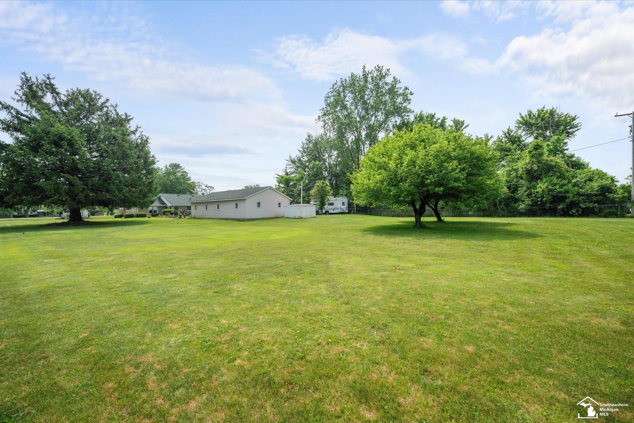 13494 Gera Road, Birch Run, MI 48415 — Photo 31