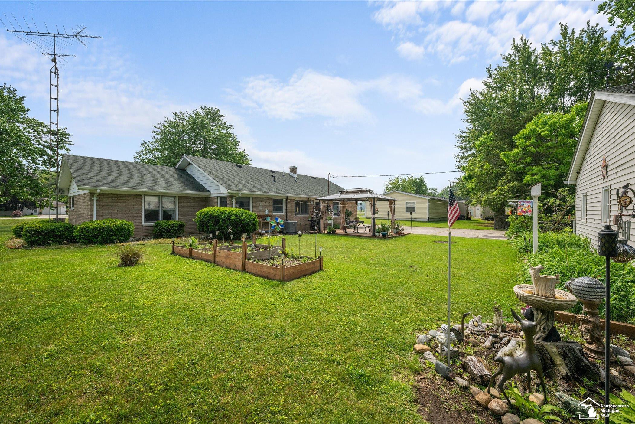 13494 Gera Road, Birch Run, MI 48415 — Photo 32