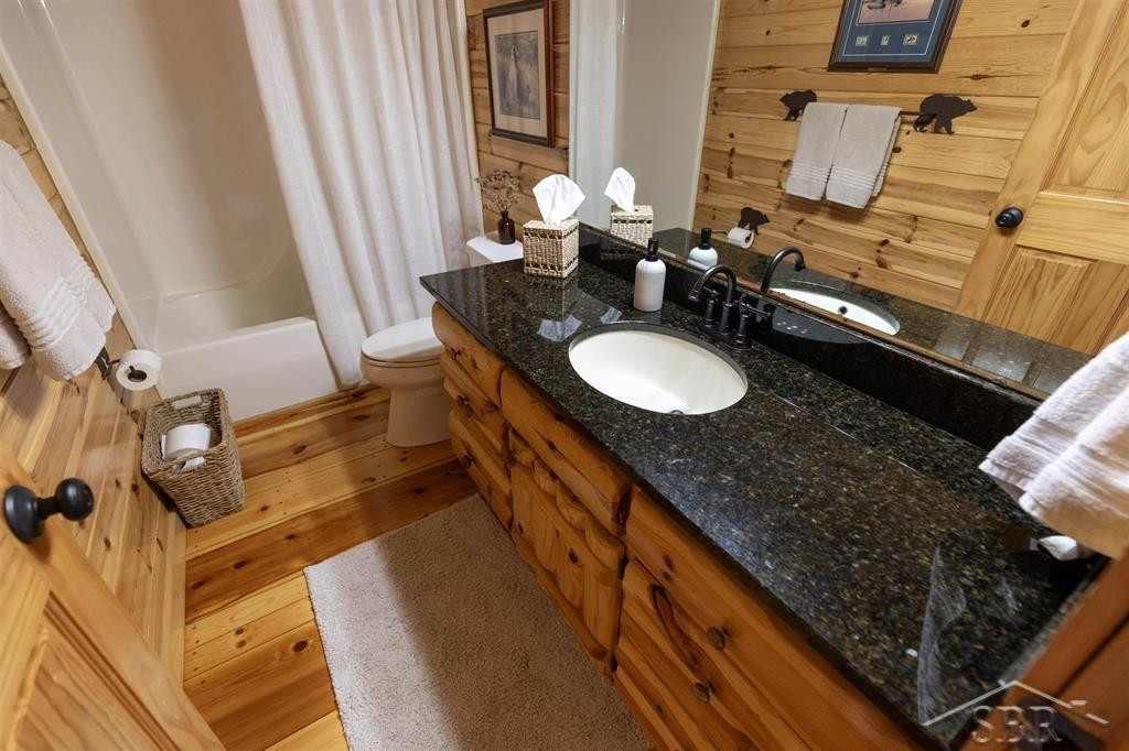 693 E Edenville Lake Drive, Hope, MI 48628 — Photo 9