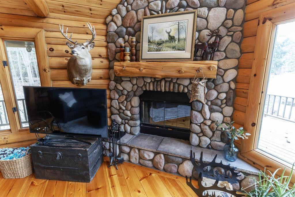693 E Edenville Lake Drive, Hope, MI 48628 — Photo 13