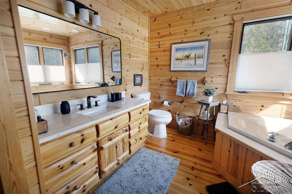 693 E Edenville Lake Drive, Hope, MI 48628 — Photo 31