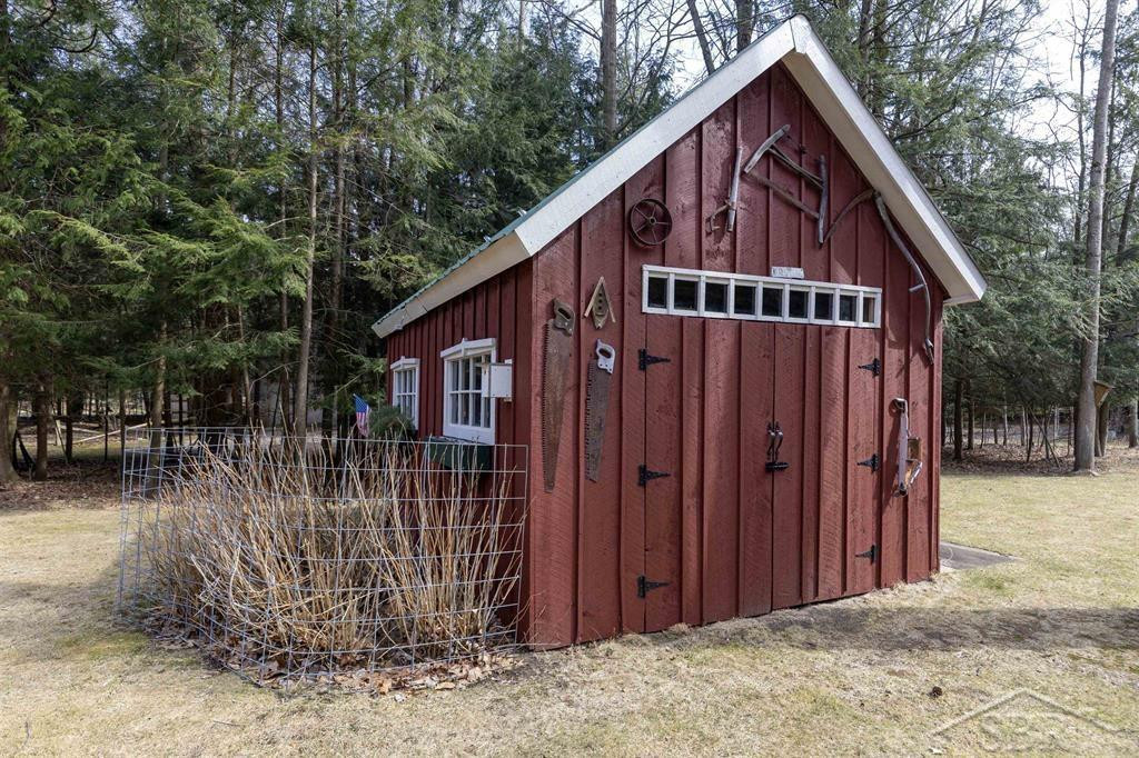 693 E Edenville Lake Drive, Hope, MI 48628 — Photo 58