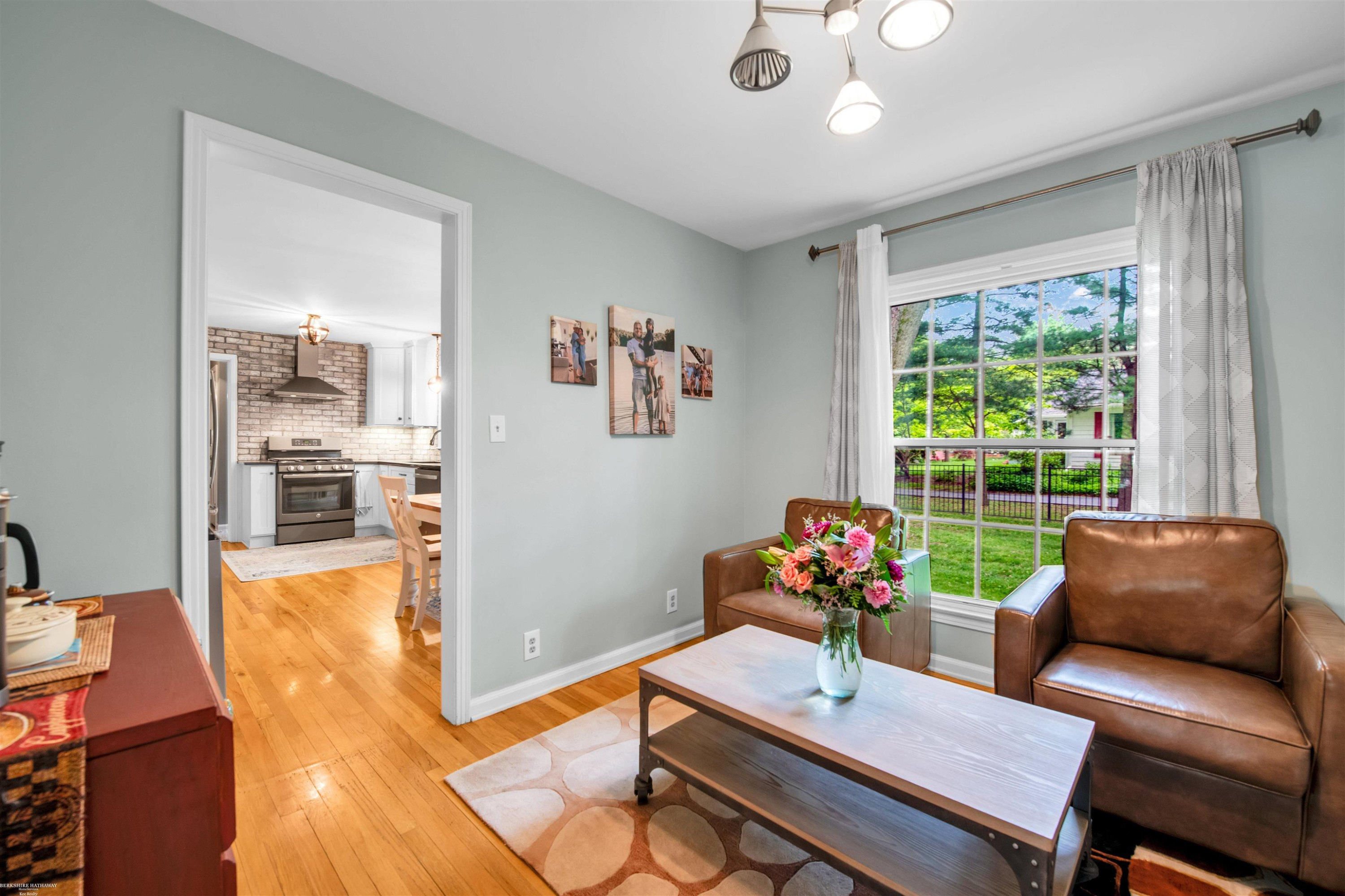 277 W Gates Street, MI 48065 — Photo 14