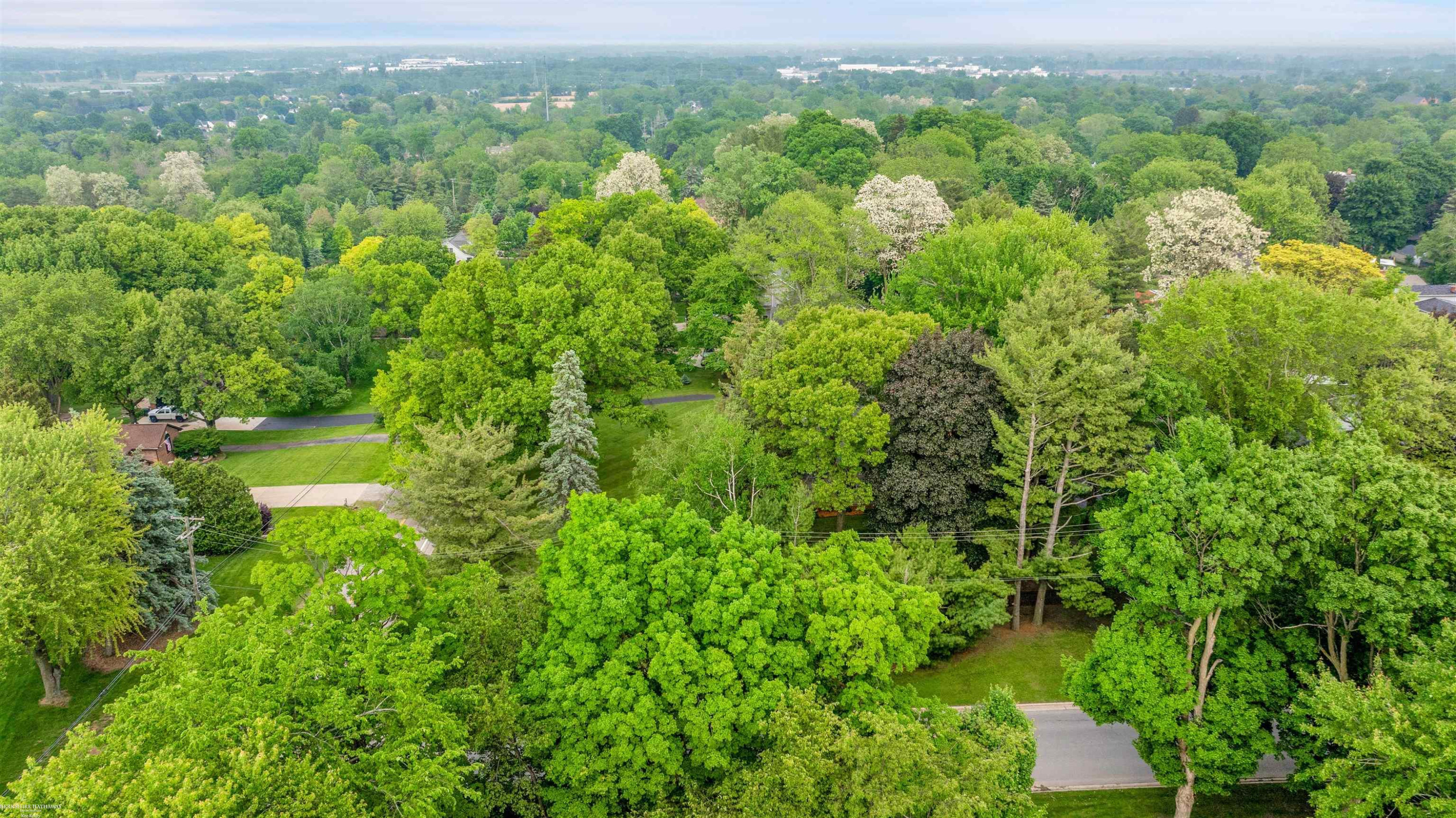 277 W Gates Street, MI 48065 — Photo 36